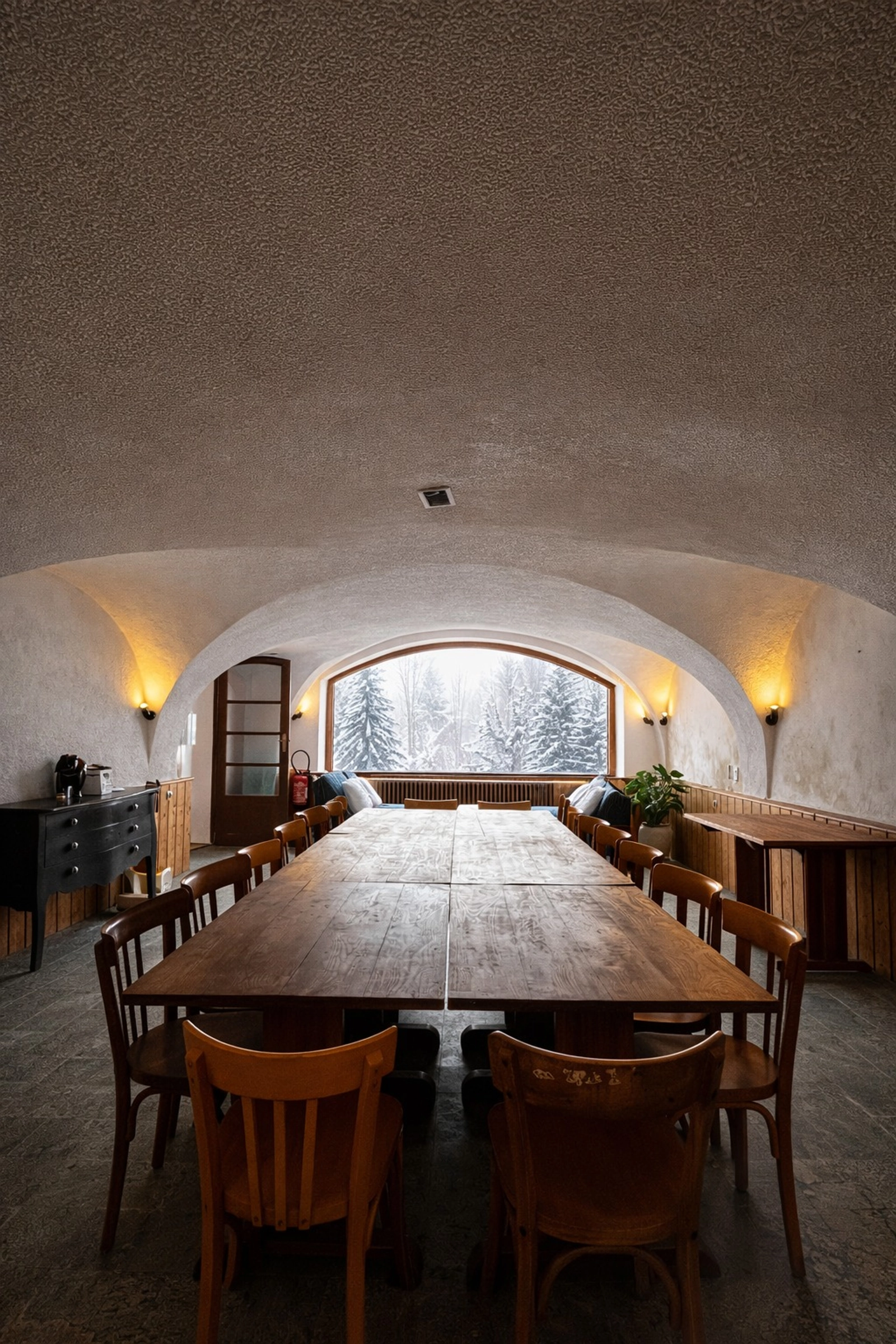 Space Historic Alpine Chalet – Large versatile venue for filming and events - 2