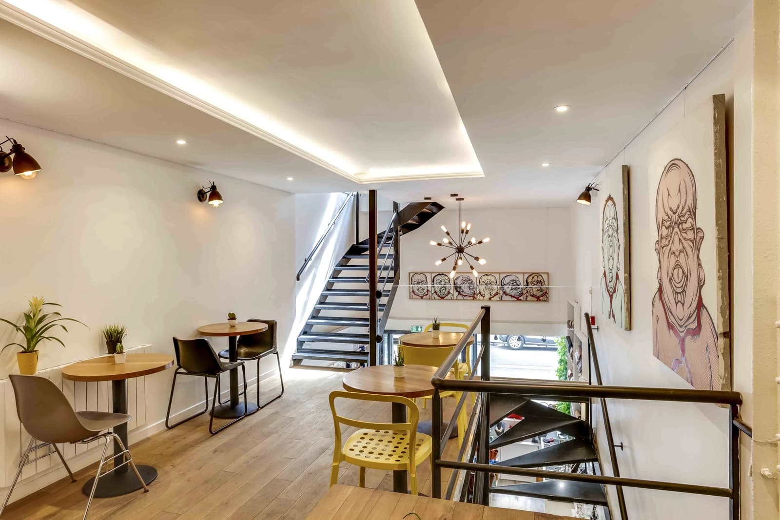 Meeting room in Cosy Concept Store in the Heart of Île Saint-Louis - 1