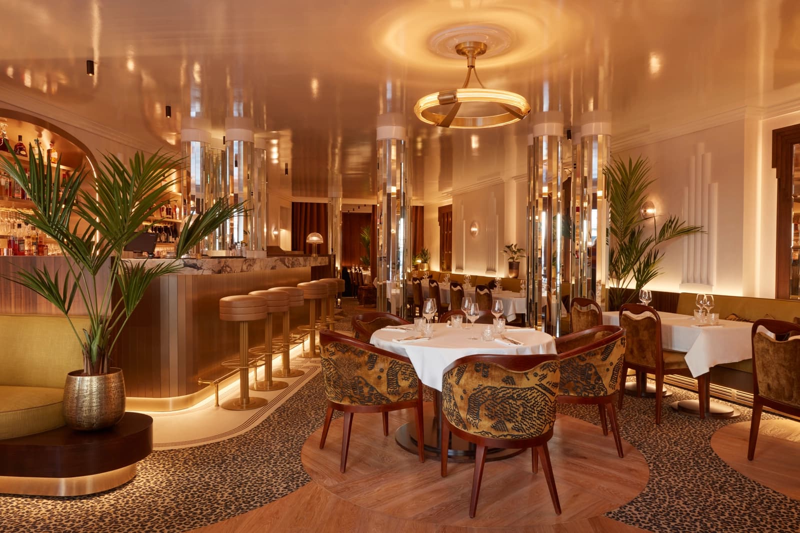 Space Iconic Roaring Twenties-inspired restaurant - 0