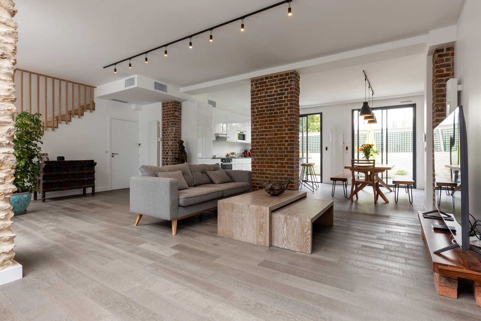 Living room in Ancienne usine loft artiste - 1
