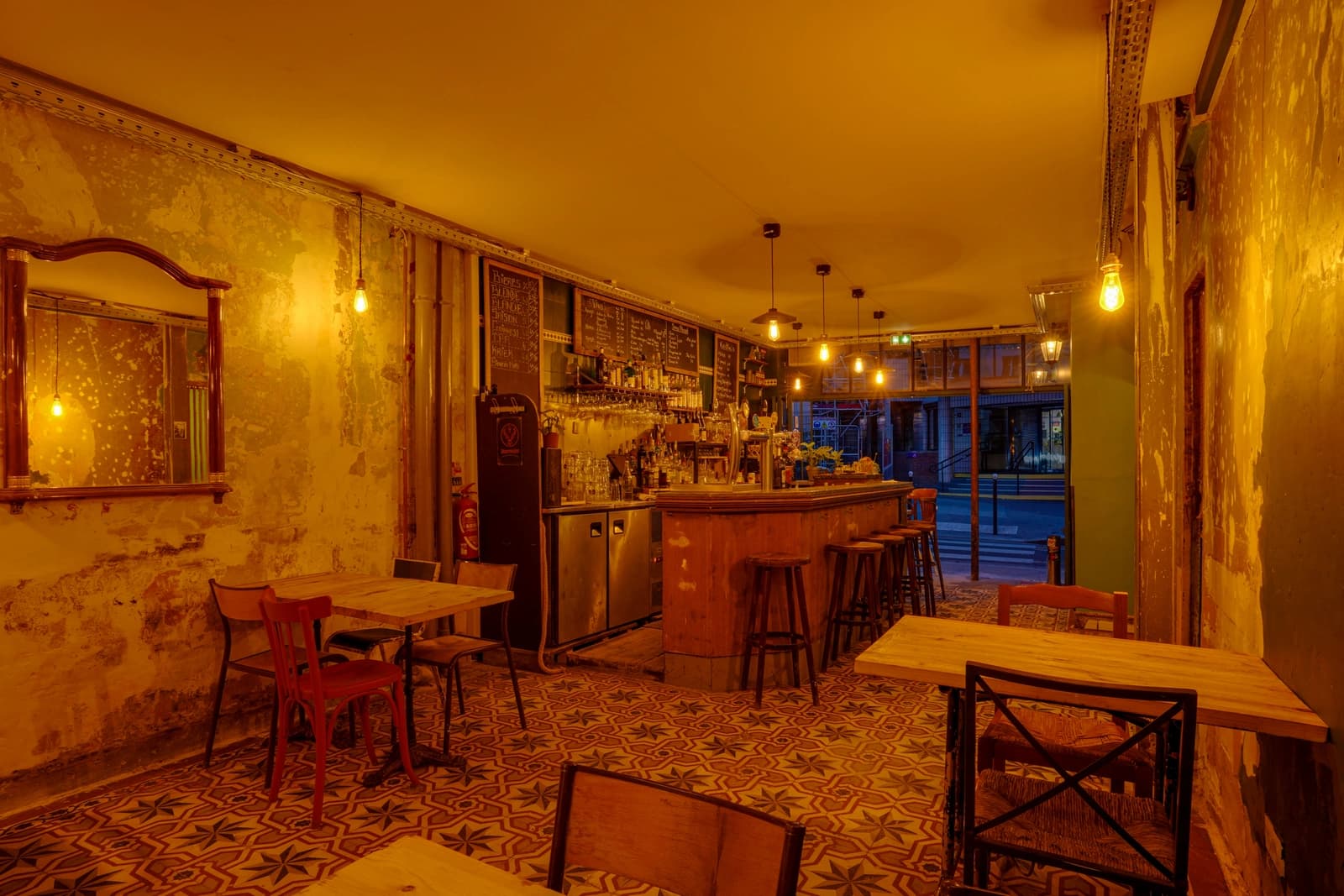 Espace Bar de quartier atypique dans son jus - 3