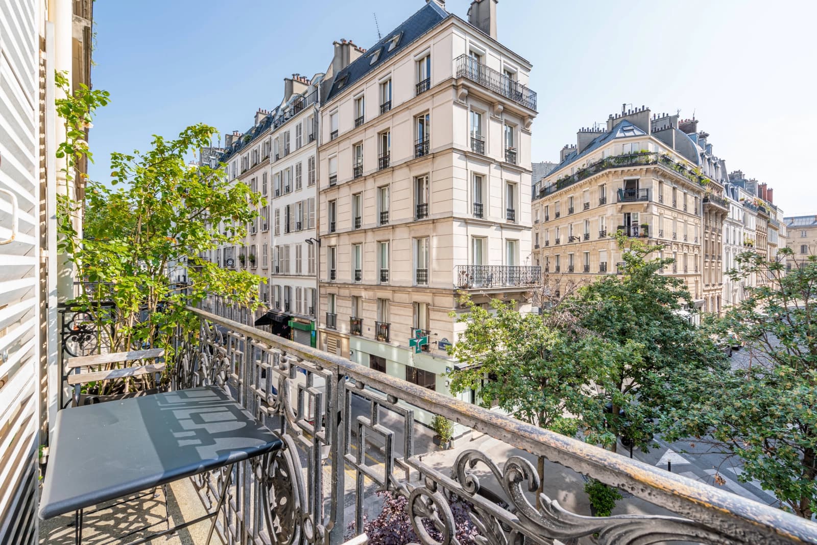 Salle de réunion dans Appartement haussmannien d'une grande luminosité - 1