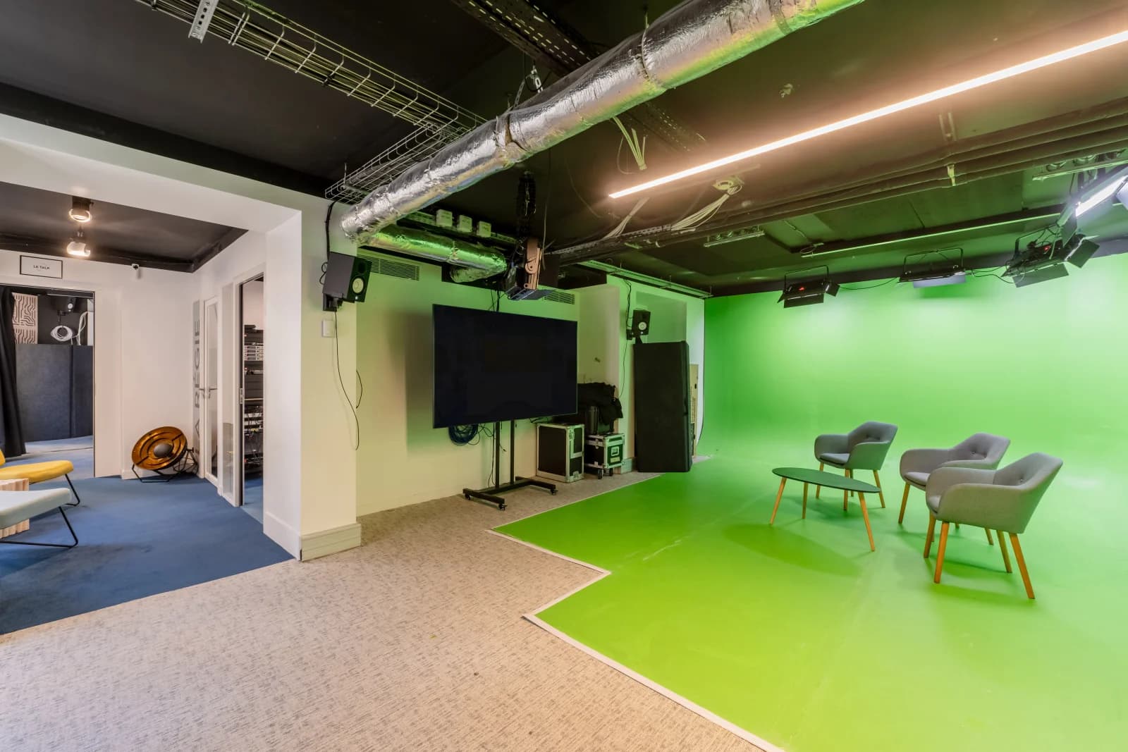 Space Immersive space - 2