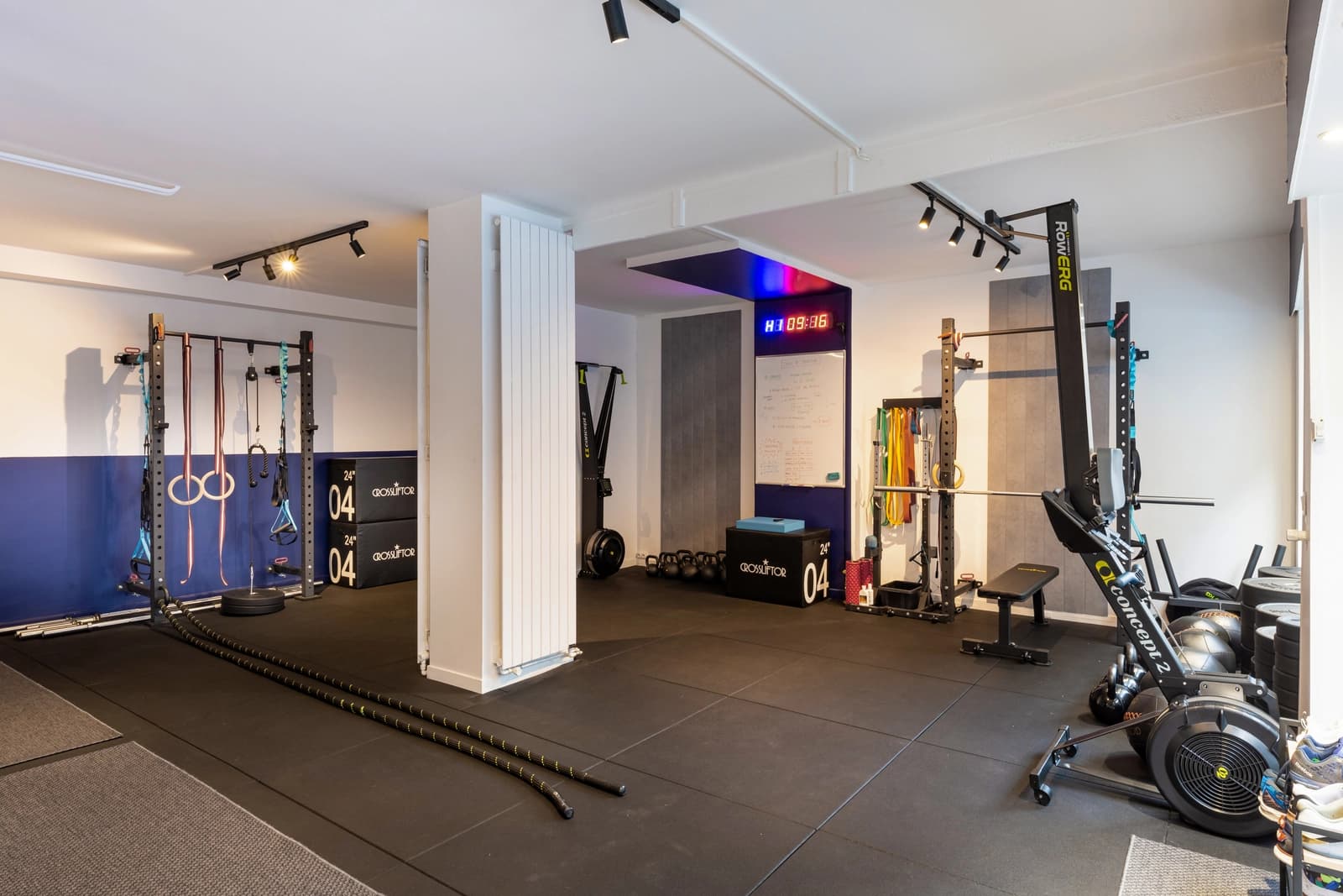 Espace dédié au coaching sportif, moderne et motivant