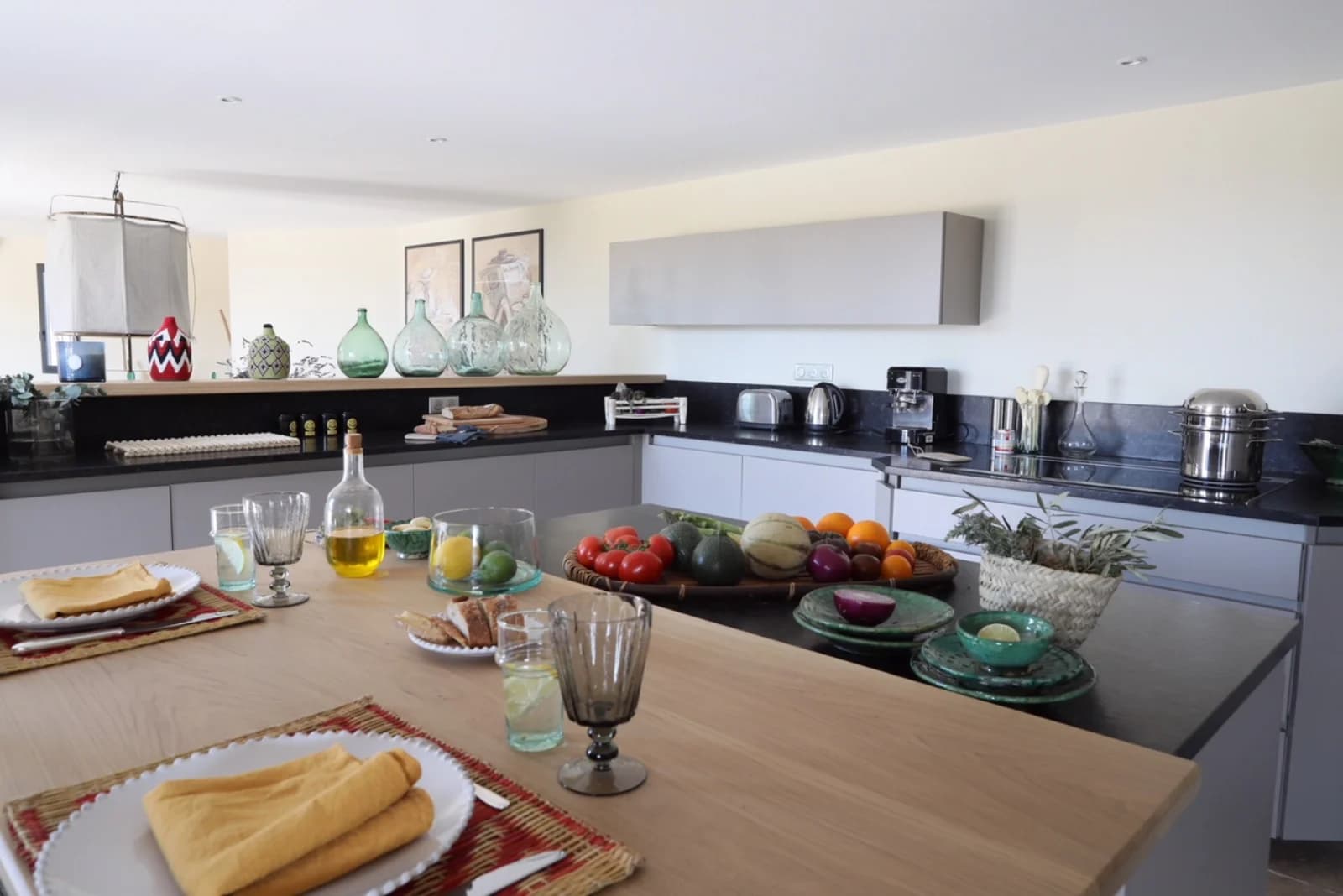 Space Provencal country house at the foot of the Luberon - 2