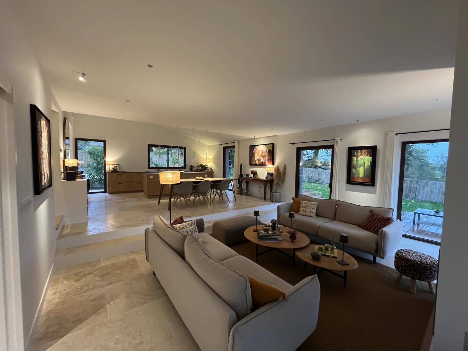 Space House with swimming pool overlooking the Monts du Lyonnais - 3