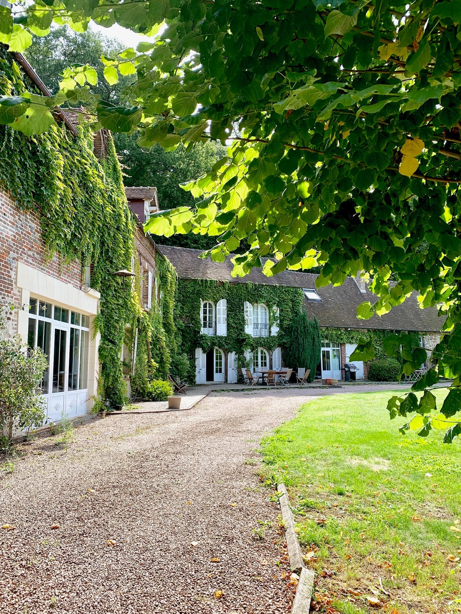 Salle de réunion dans Domaine enchanteur entouré d'une nature luxuriante - 1