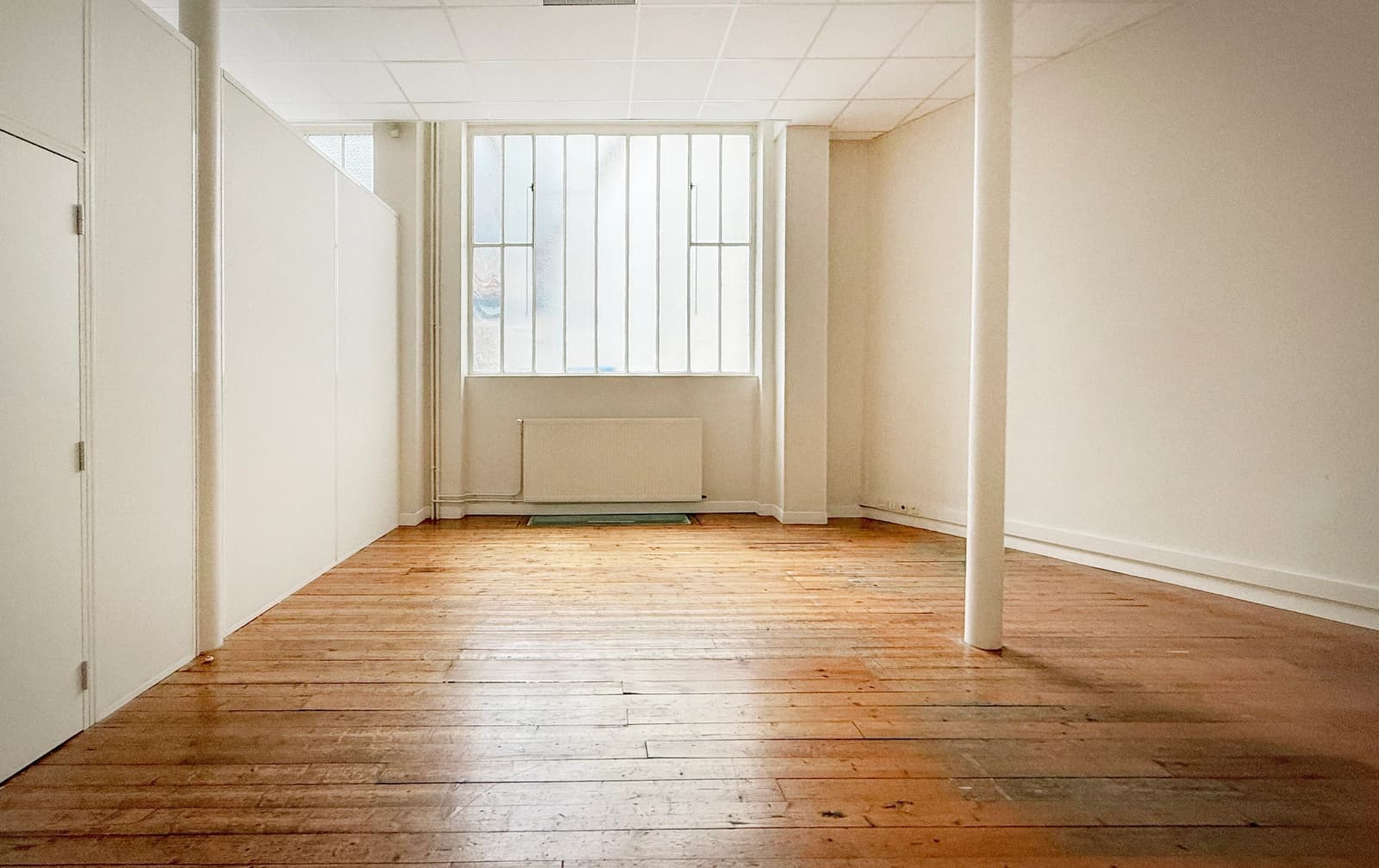 Space Multiple Bright Production Studios On a Site With Industrial Architecture - 4