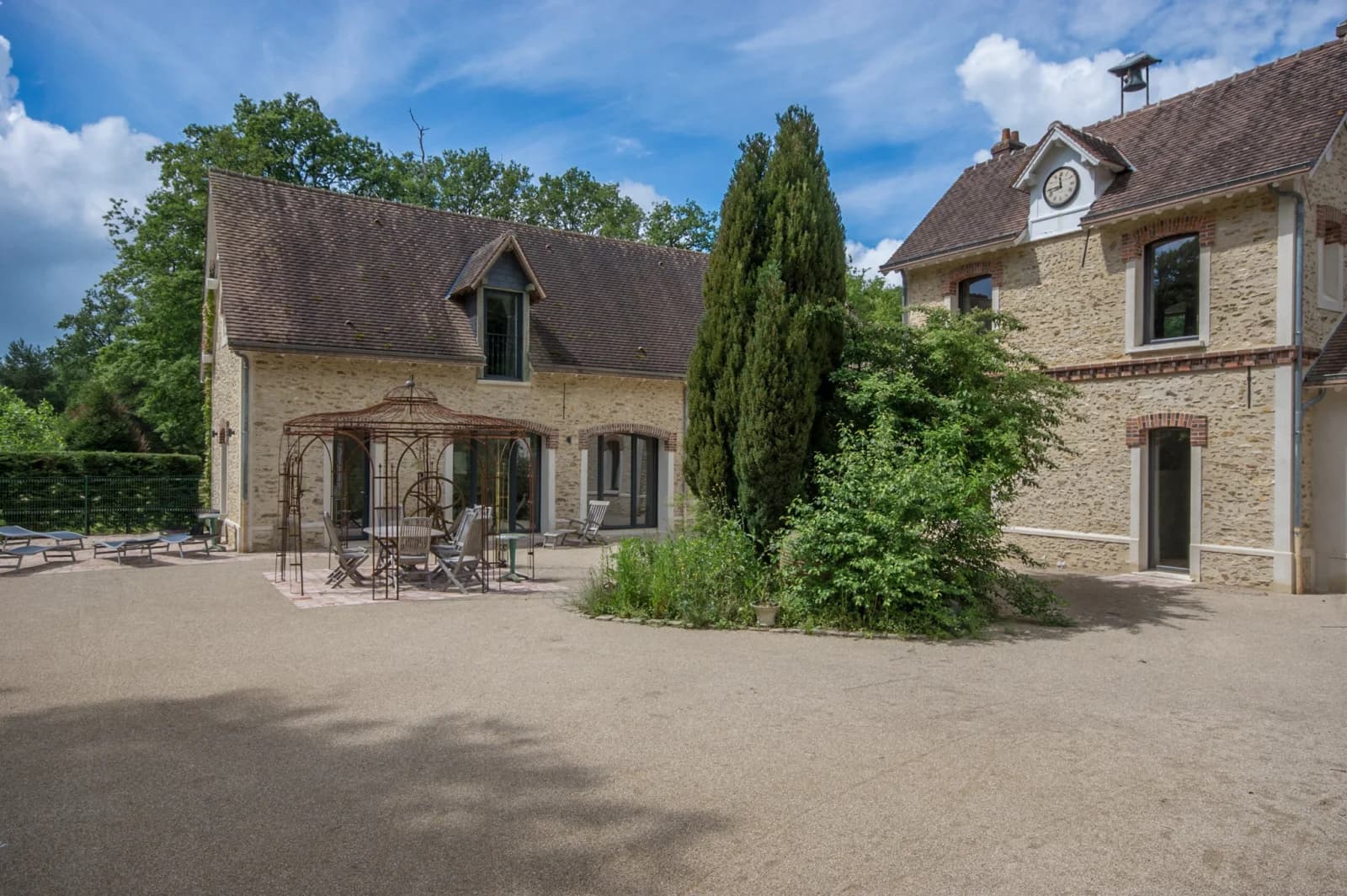 Space Architect-designed house with countryside vibe near Rambouillet - 0