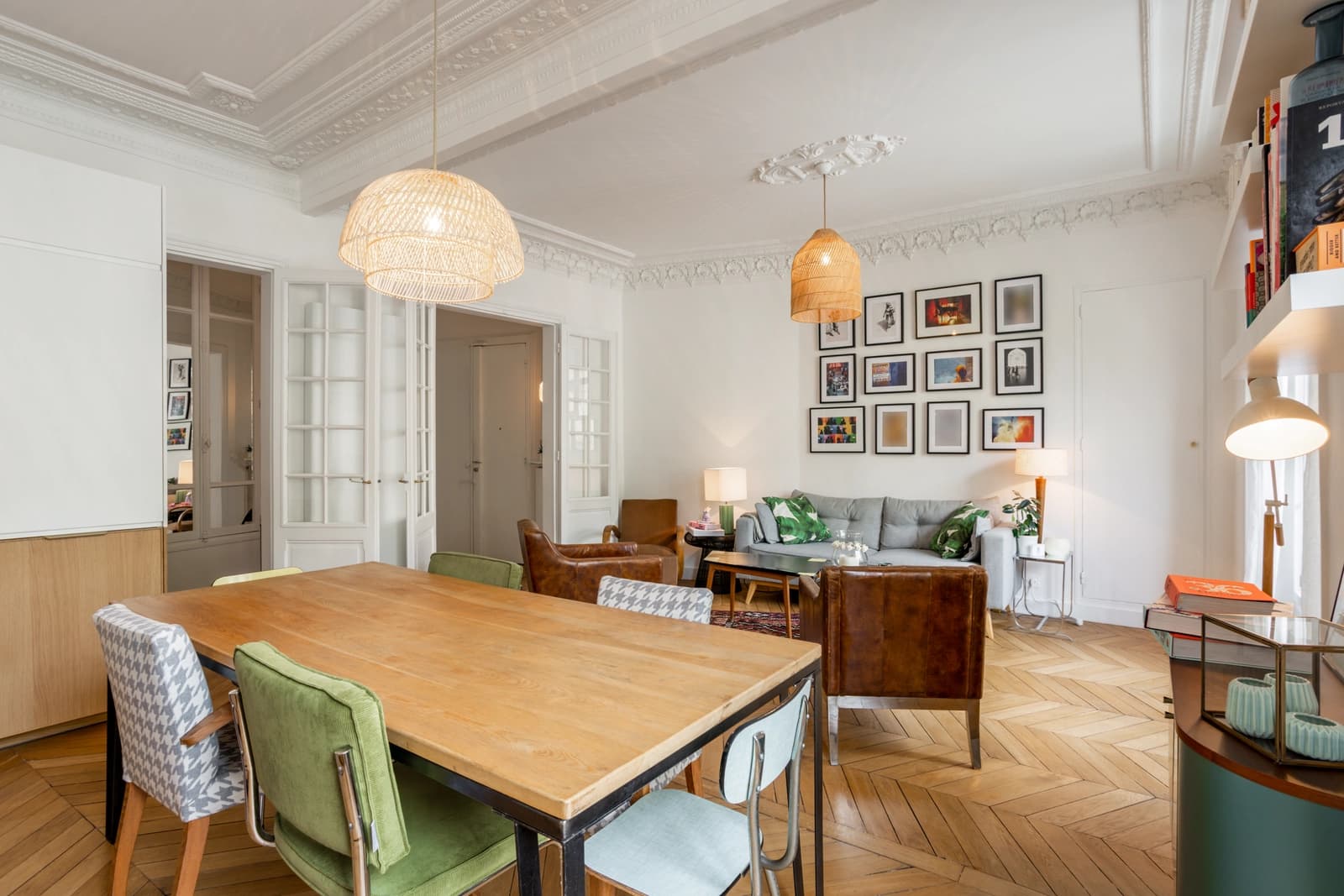 Espace Appartement Haussmannien avec une vaste pièce à vivre - 4