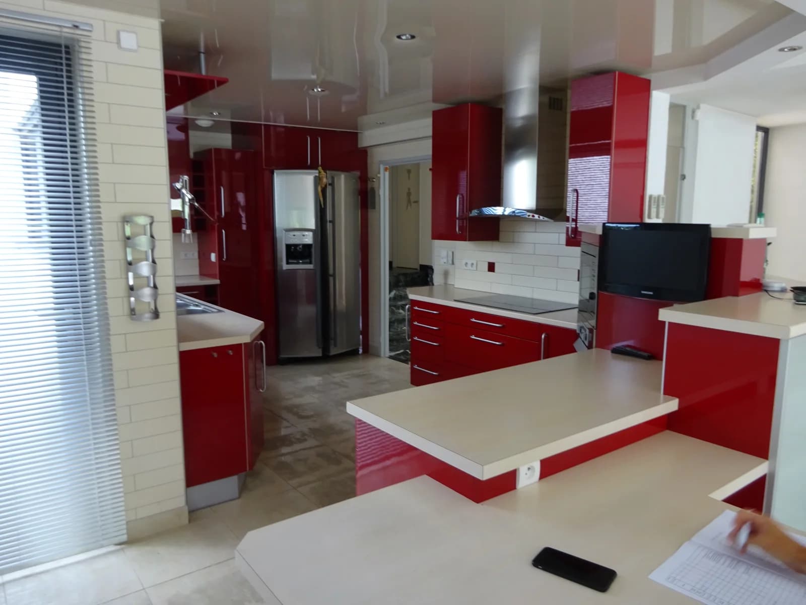 Space Flat-roofed house by a renowned architect - 4