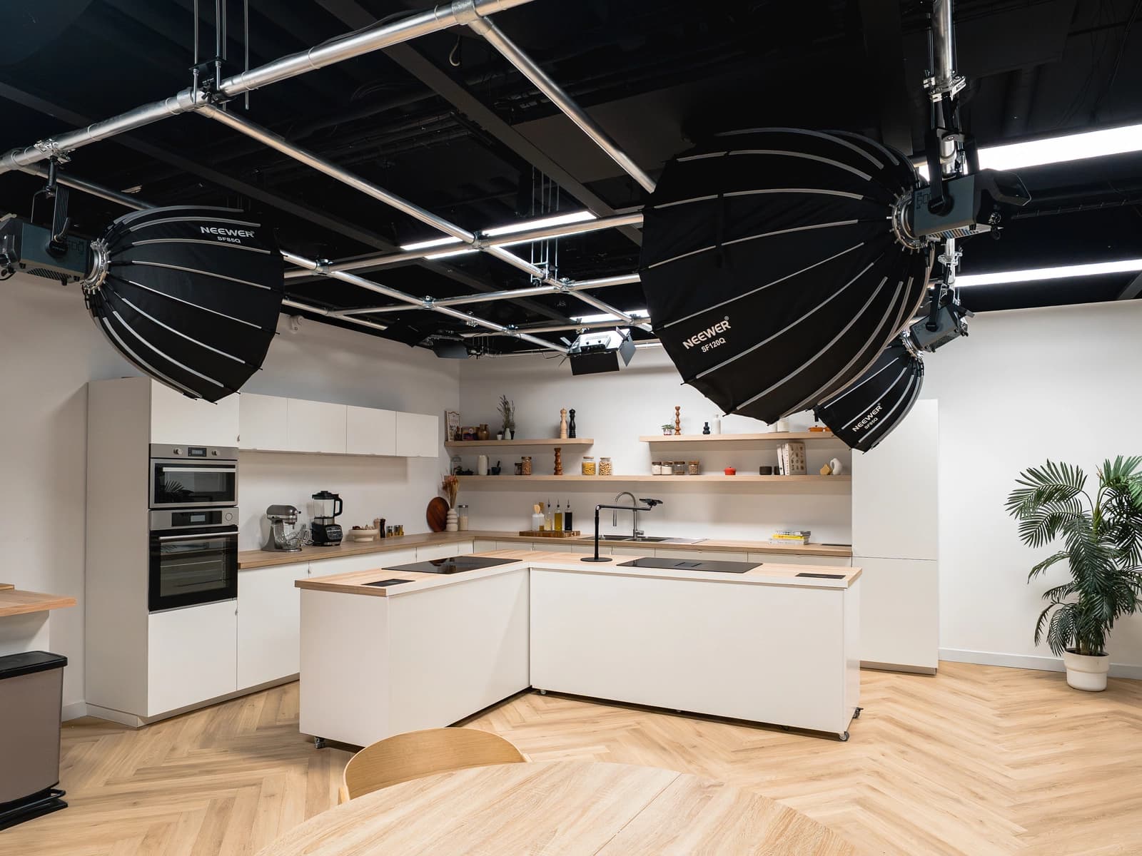 Space Family Kitchen Studio — Photo & Video - 0