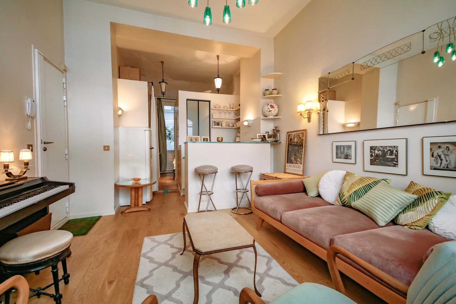 Espace Espace cosy au style rétro, une ambiance unique - 5