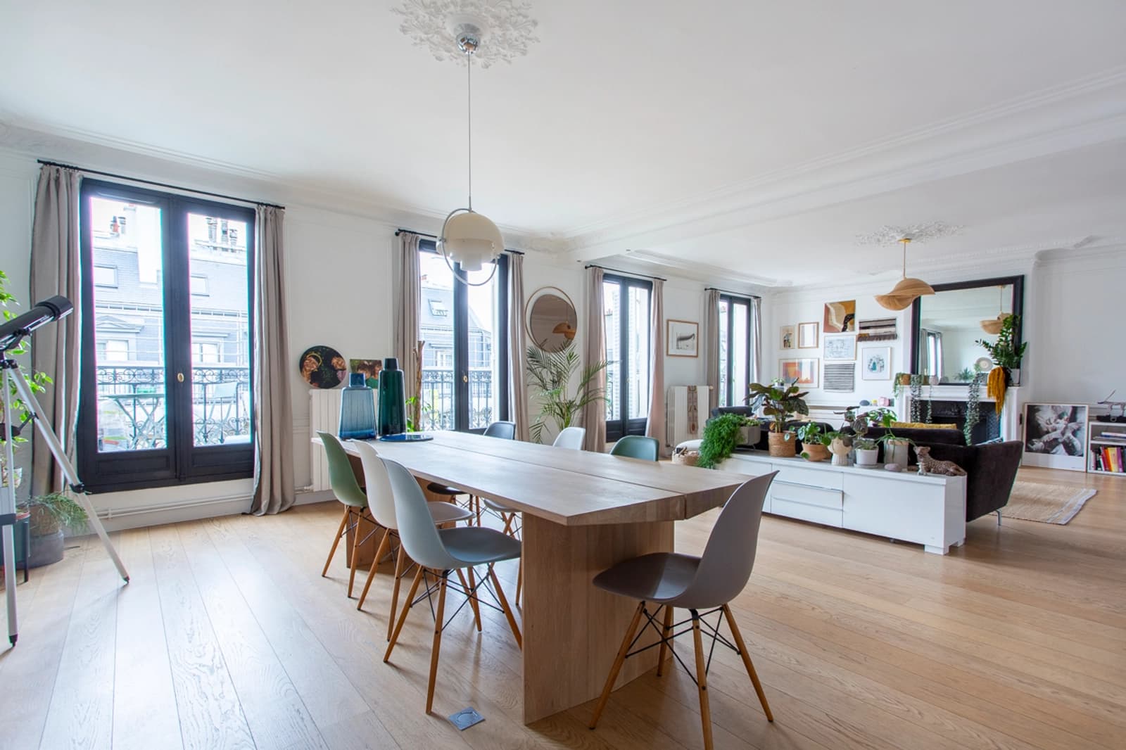 Espace Duplex avec balcon filant et lumière - 4