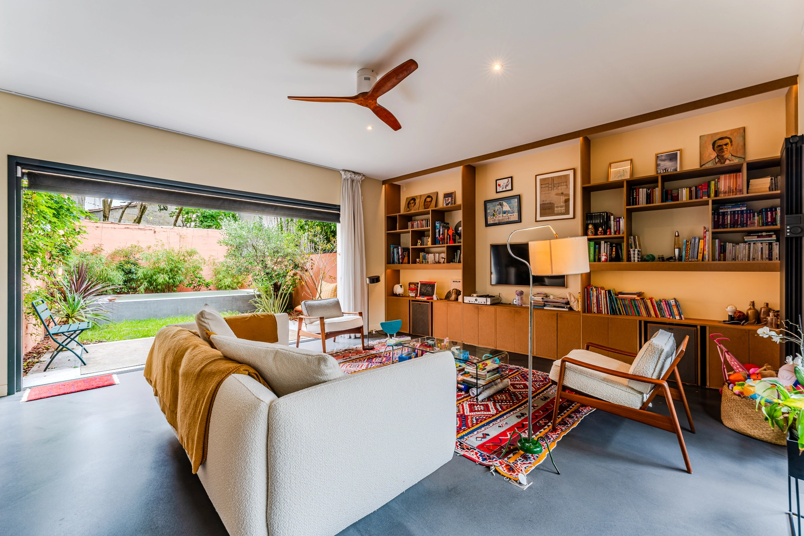 Espace Grande maison avec piscine  - 2