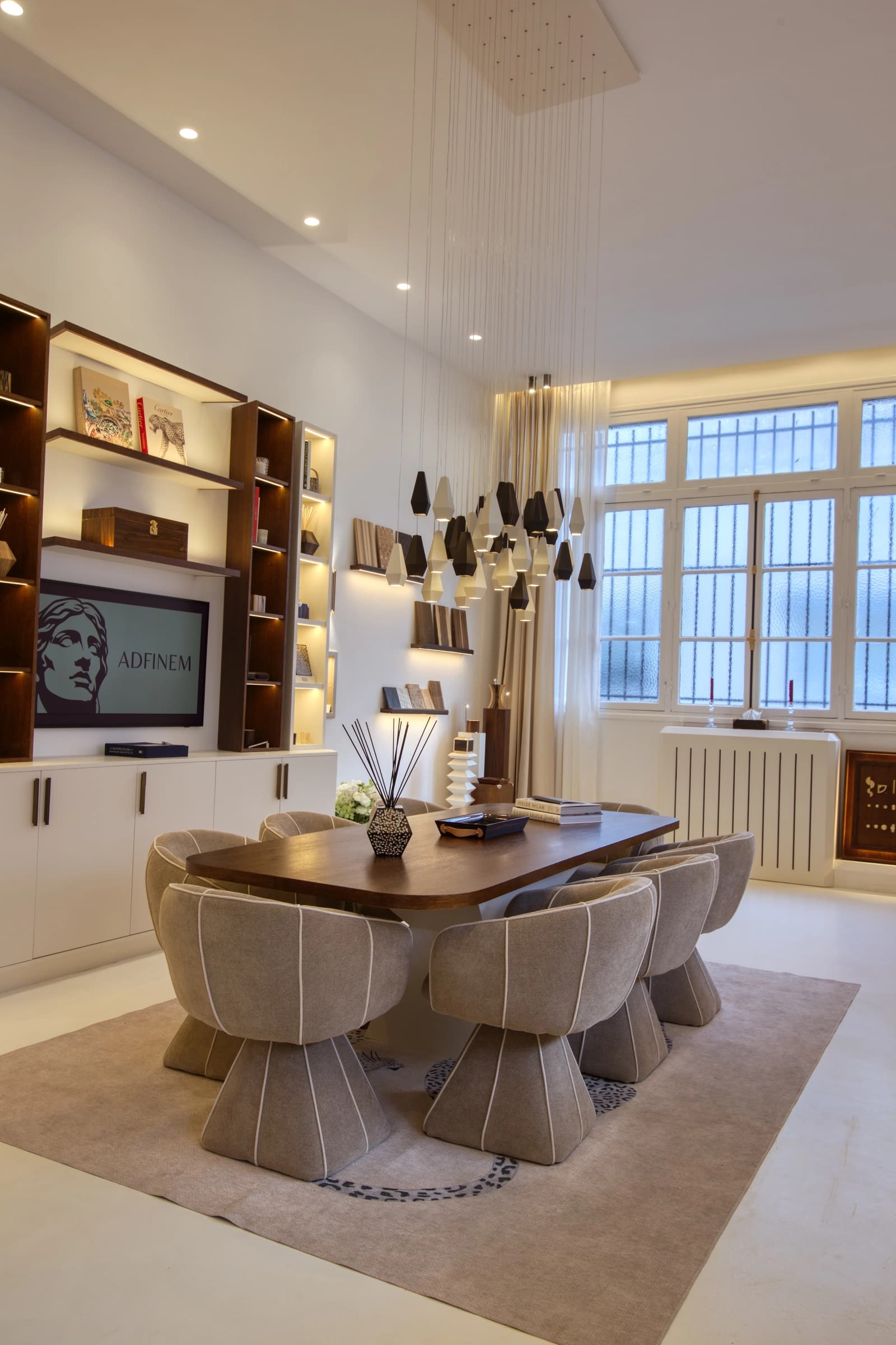 Space An exceptional showroom on the outskirts of Paris - 3