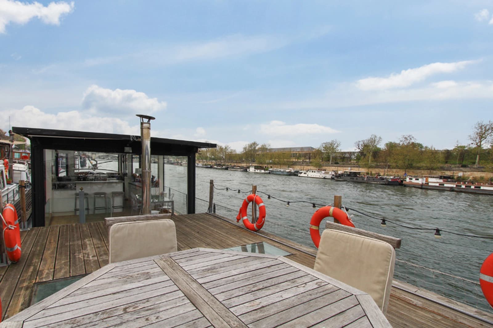 Salle de réunion dans Péniche de charme amarrée au coeur de la vie parisienne - 1