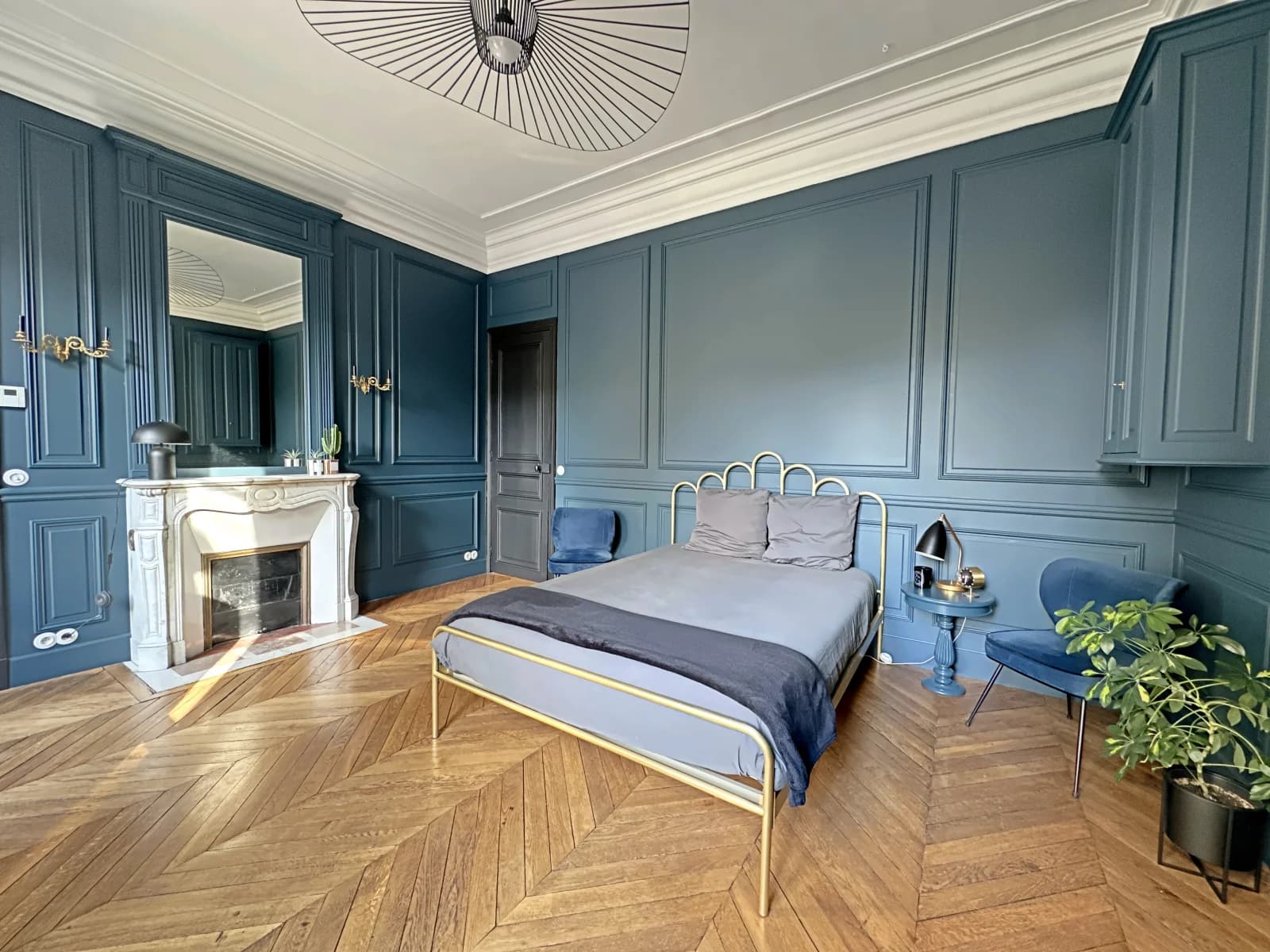 Bedroom in Artists' apartment Jardin du Luxembourg - 1