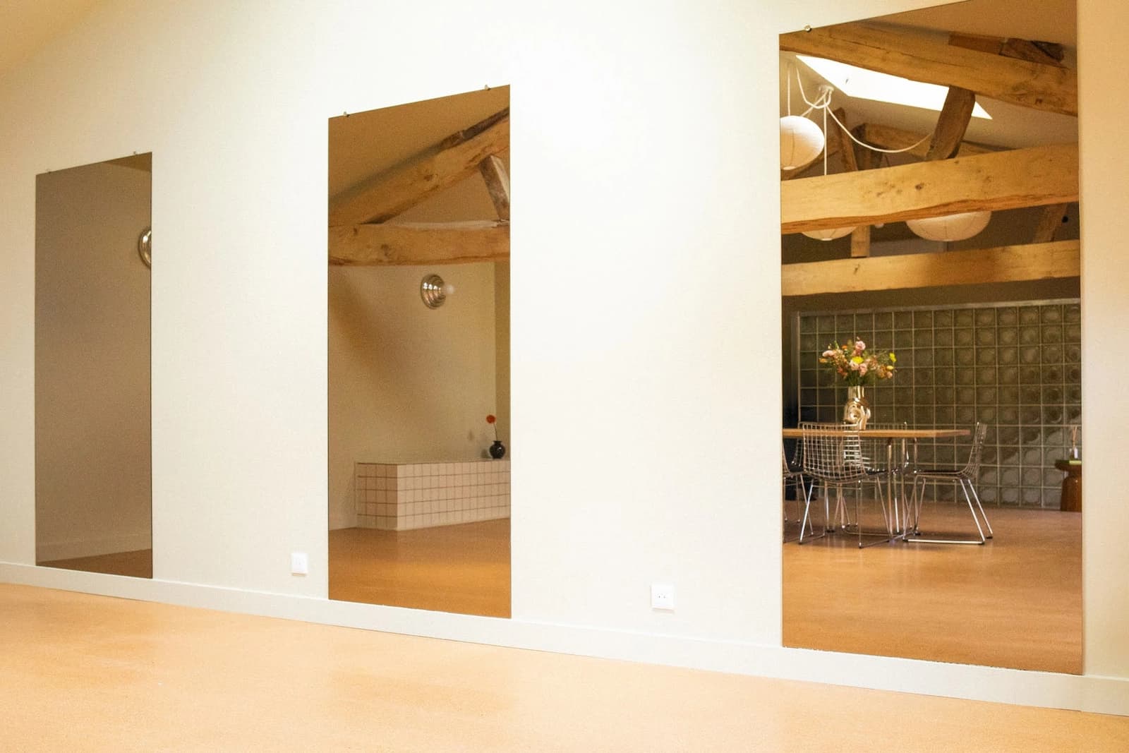 Espace Maison de caractère aux influences seventies en Bourgogne  - 4