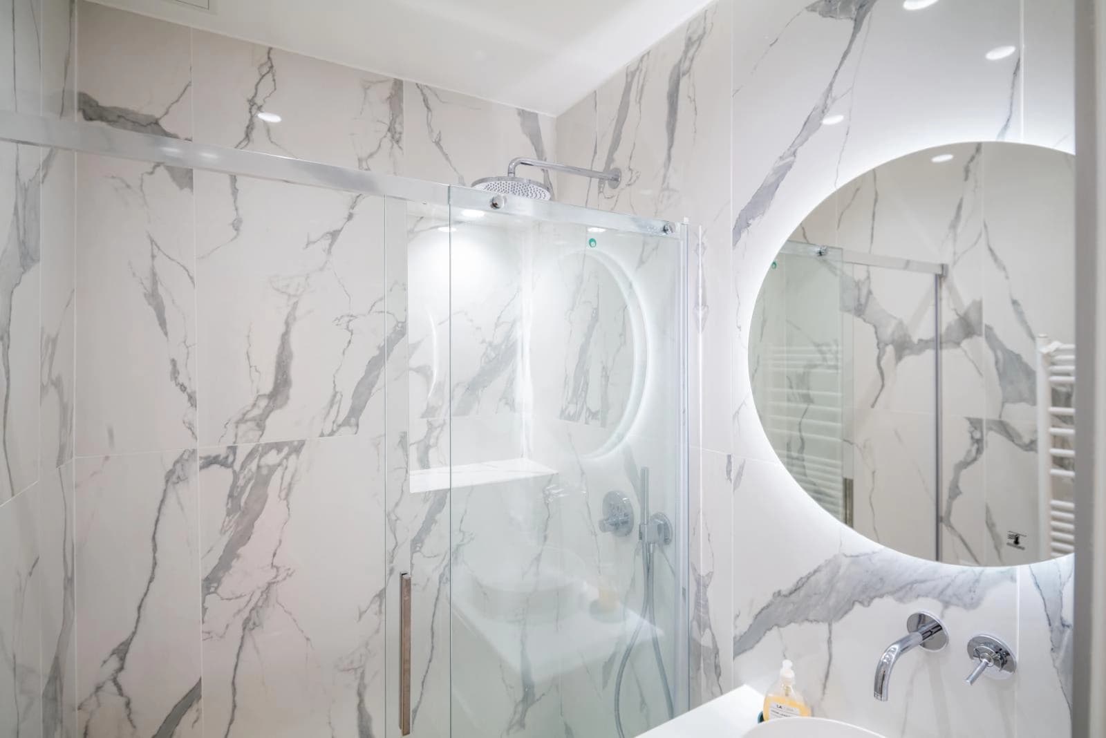 Space Modern apartment near Arc de Triomphe - 4