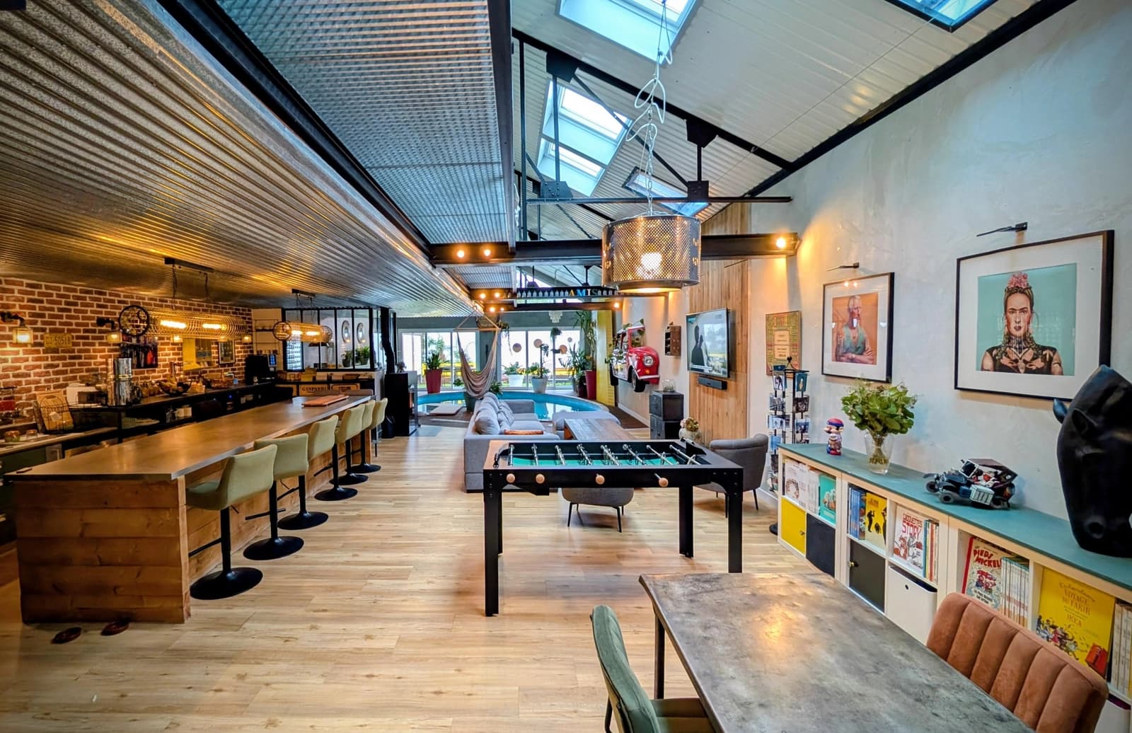 Loft d'exception avec sa piscine intérieure privée