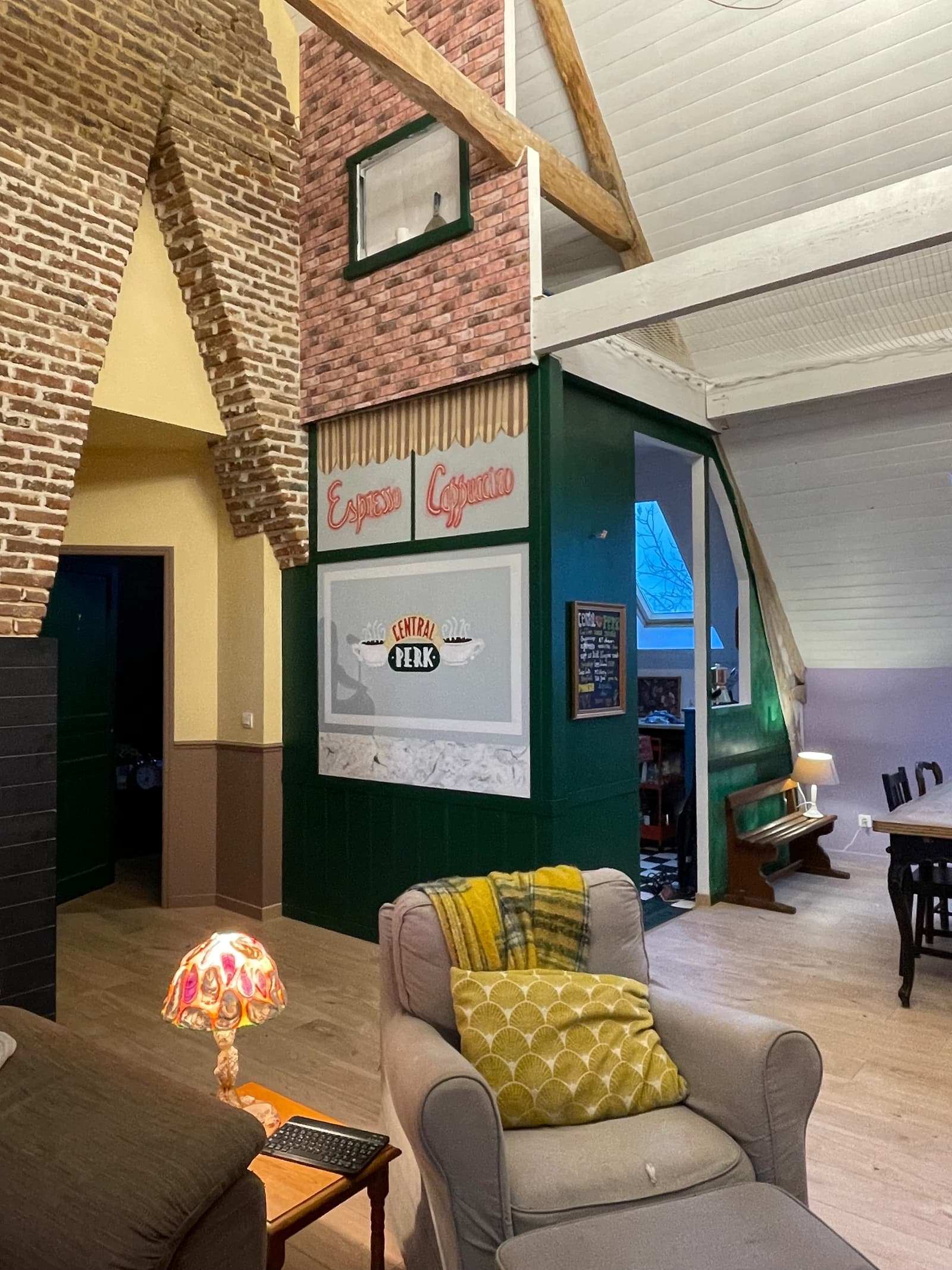 Espace Maison de maître en Normandie avec piscine, chevaux, gîtes et family room - 3