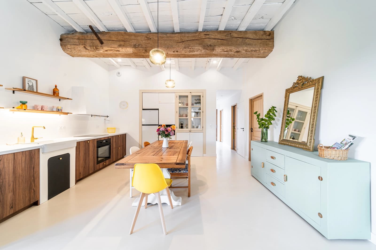 Space Renovated Béarnaise Barn - 3