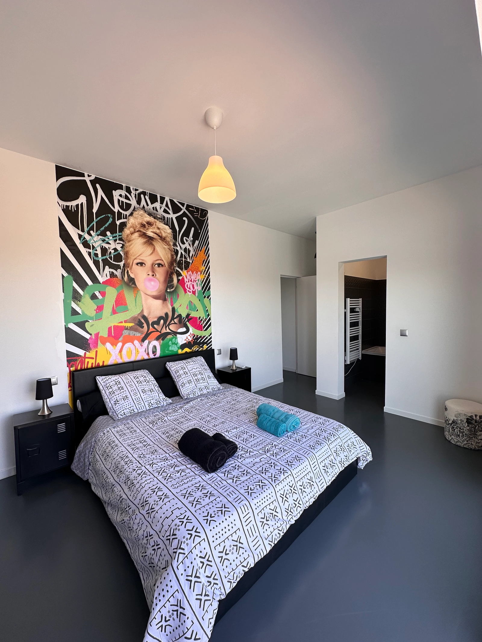 Space Infinity pool villa with sea and mountain views – Southern Corsica - 3