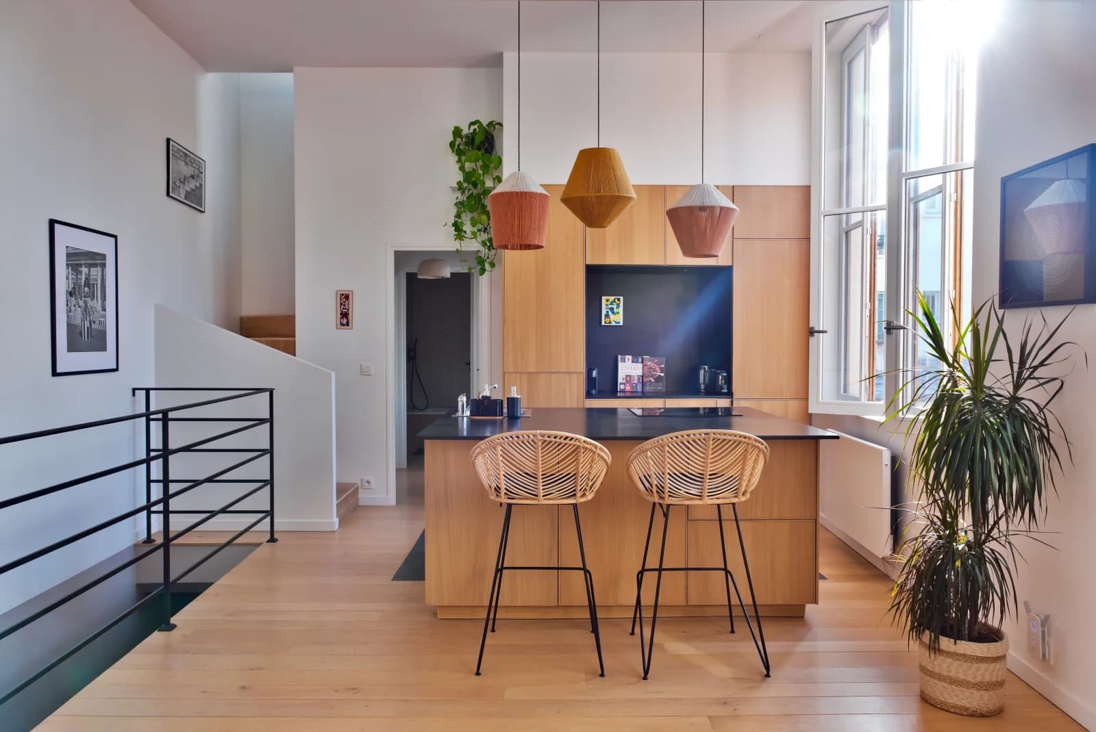 Espace Duplex lumineux aux grands volumes - 4