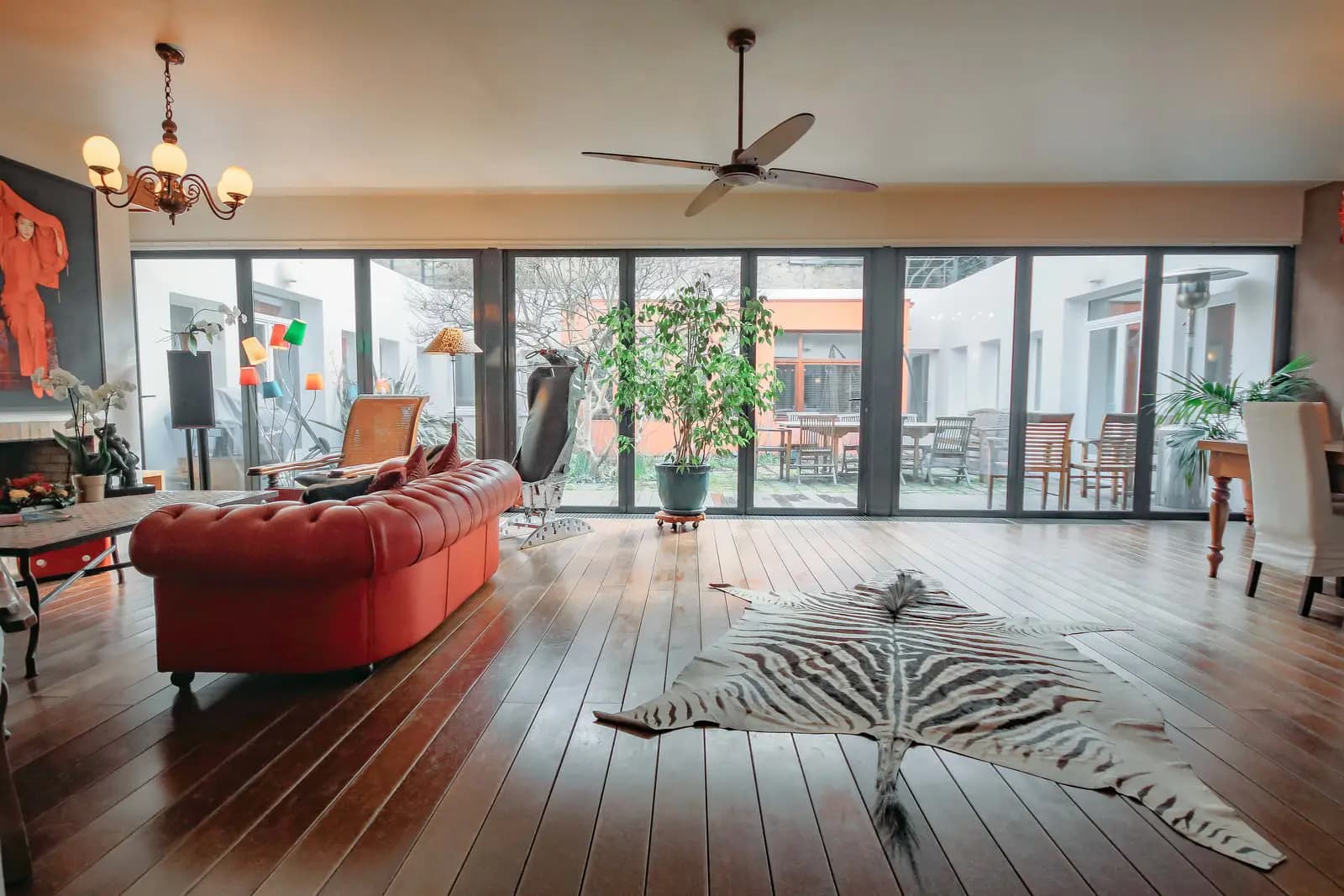 Espace Grande maison avec jardin verdoyant à Montmartre - 4