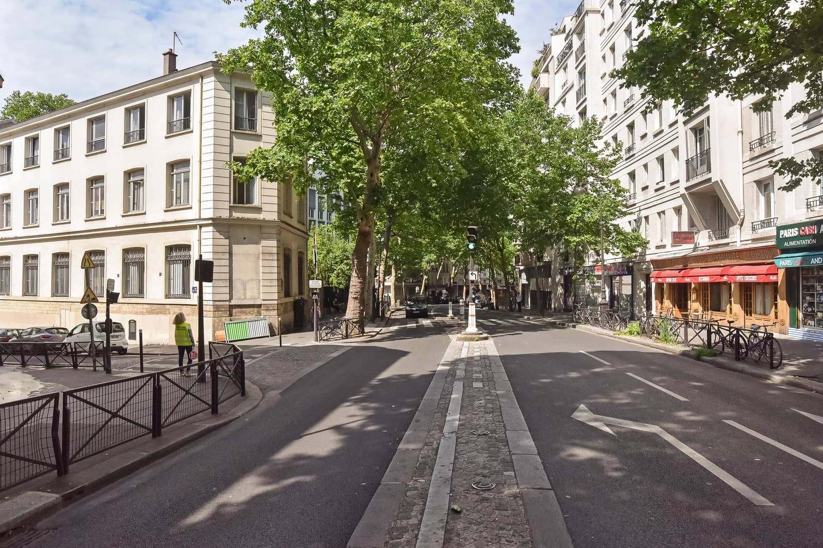 Salle de réunion dans Appartement à la fois lumineux, chaleureux et très cosy - 1