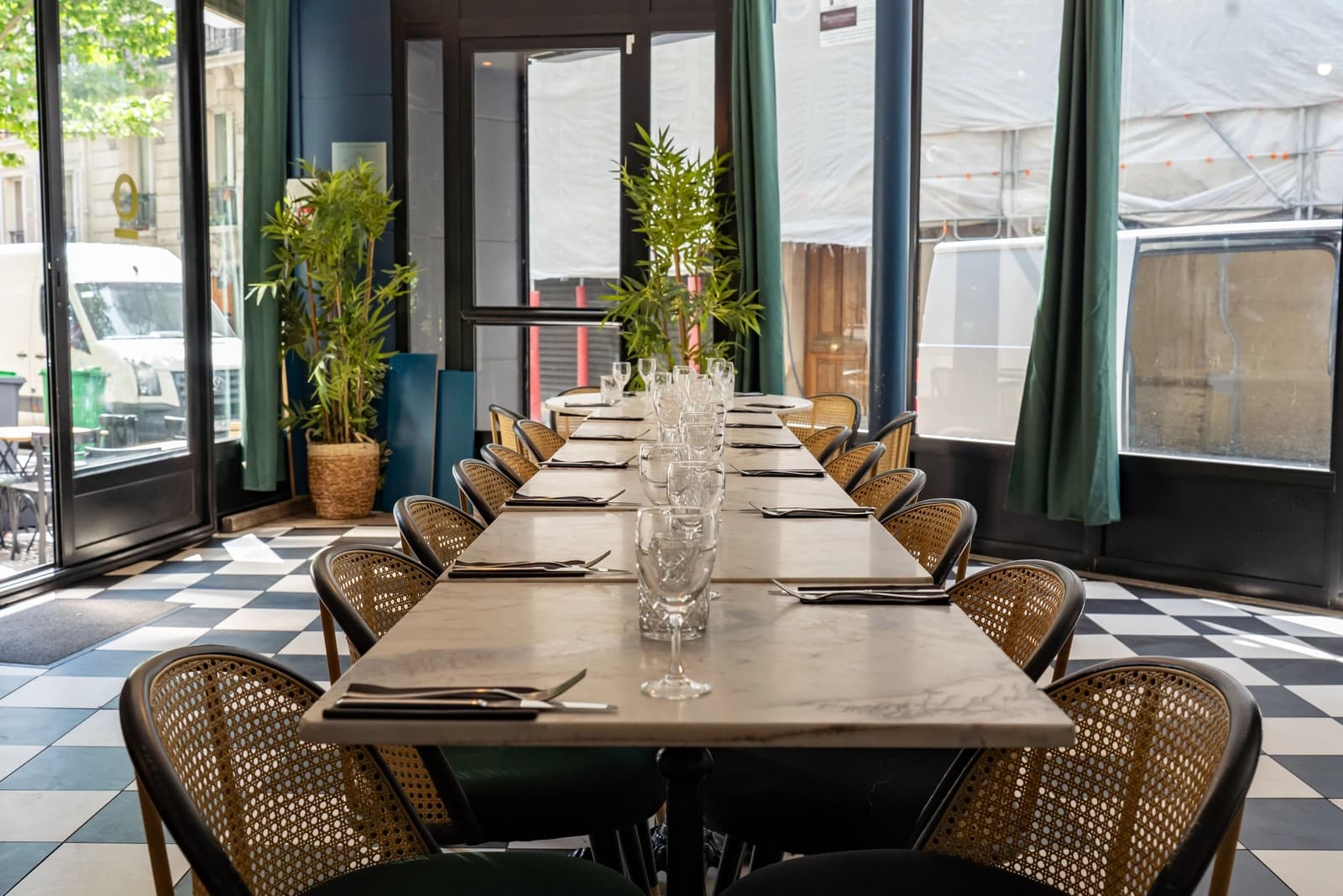 Meeting room in Bright, atmospheric restaurant - 1