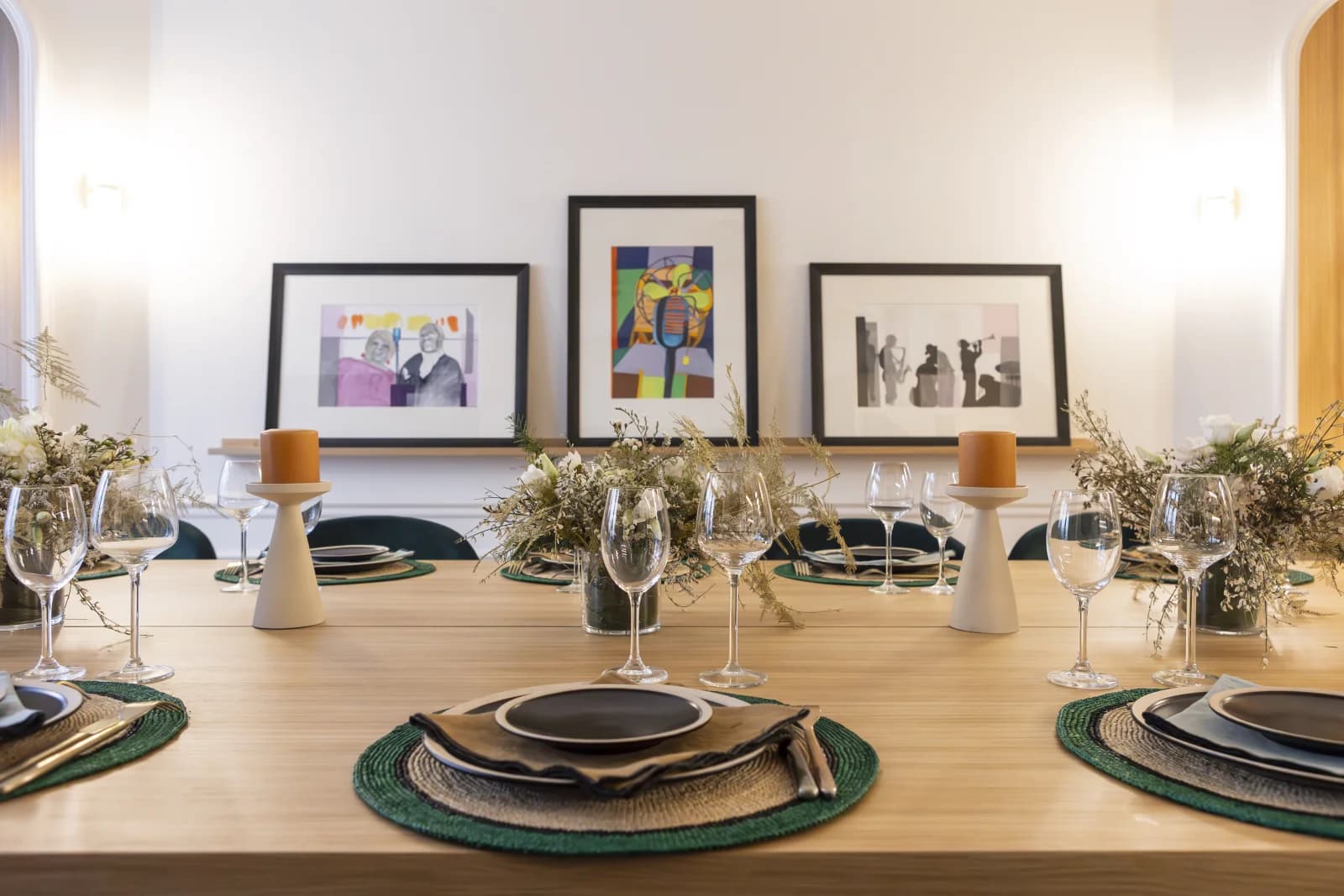 Space Private restaurant with professional kitchen. - 2