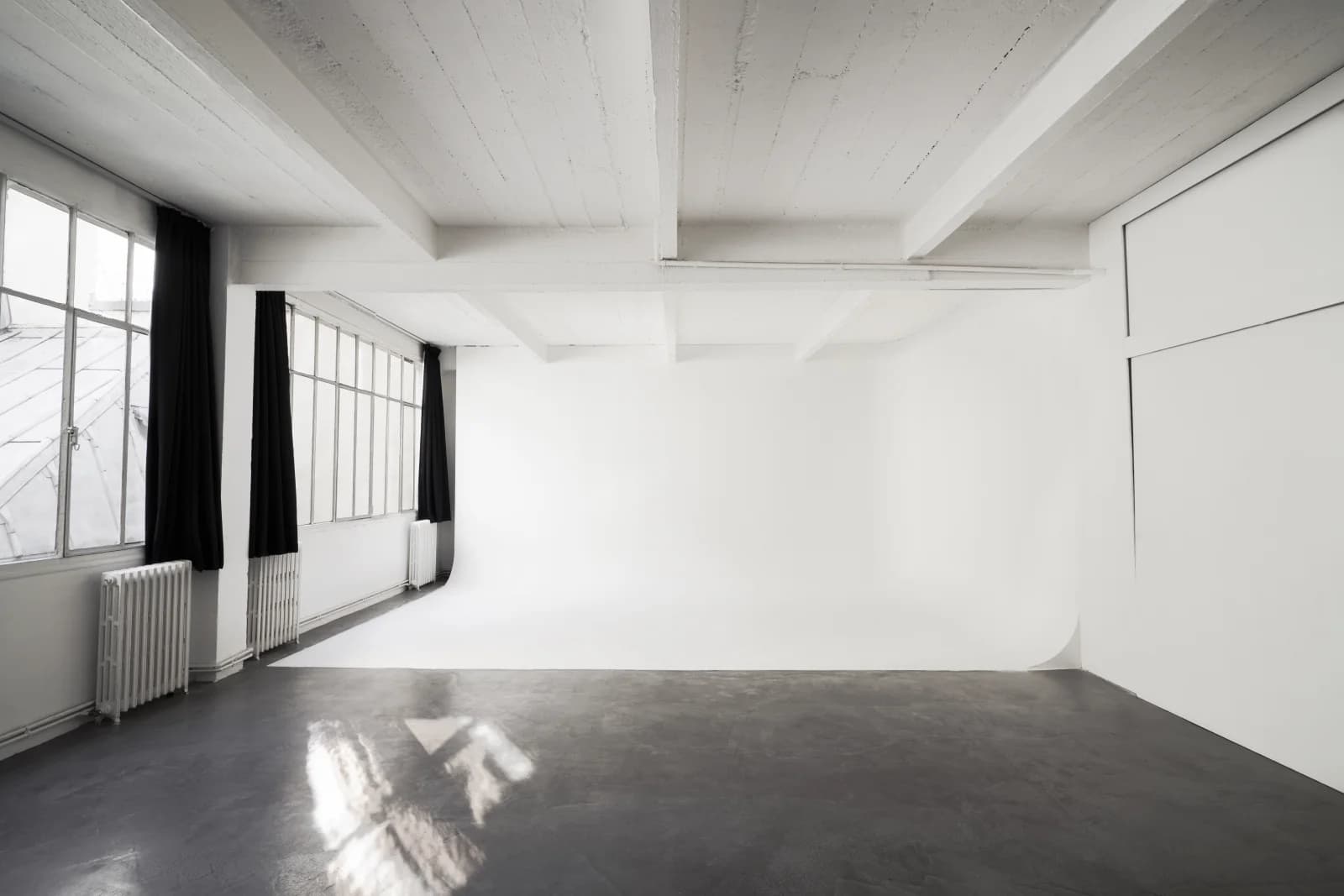 Espace Studio 100m2 au coeur du Marais dans le 3ème - 1