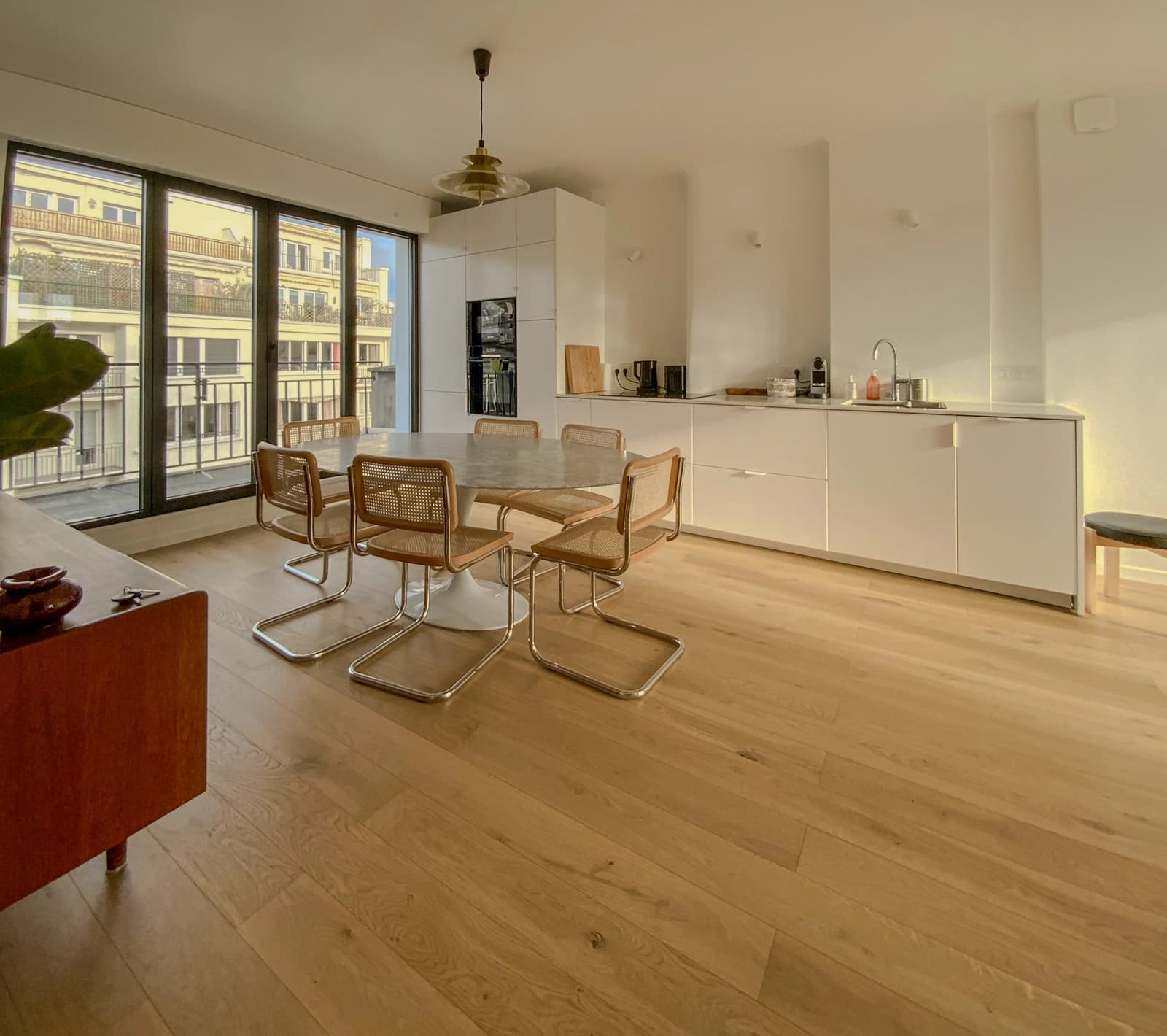 Space Fully renovated apartment - 55 m² with a double terrace. - 4