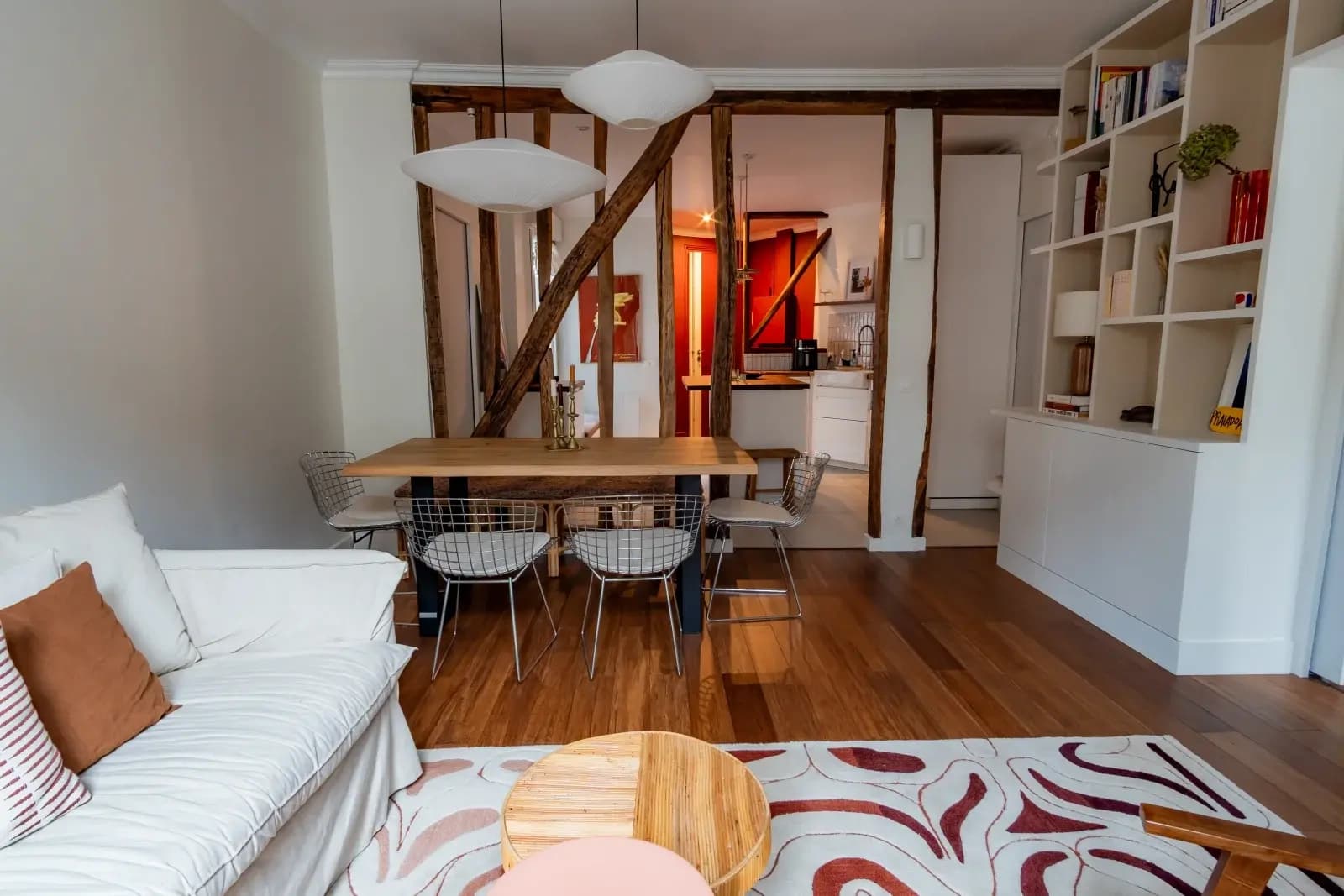 Space Bright apartment with exposed beams, at the foot of Montmartre - 2