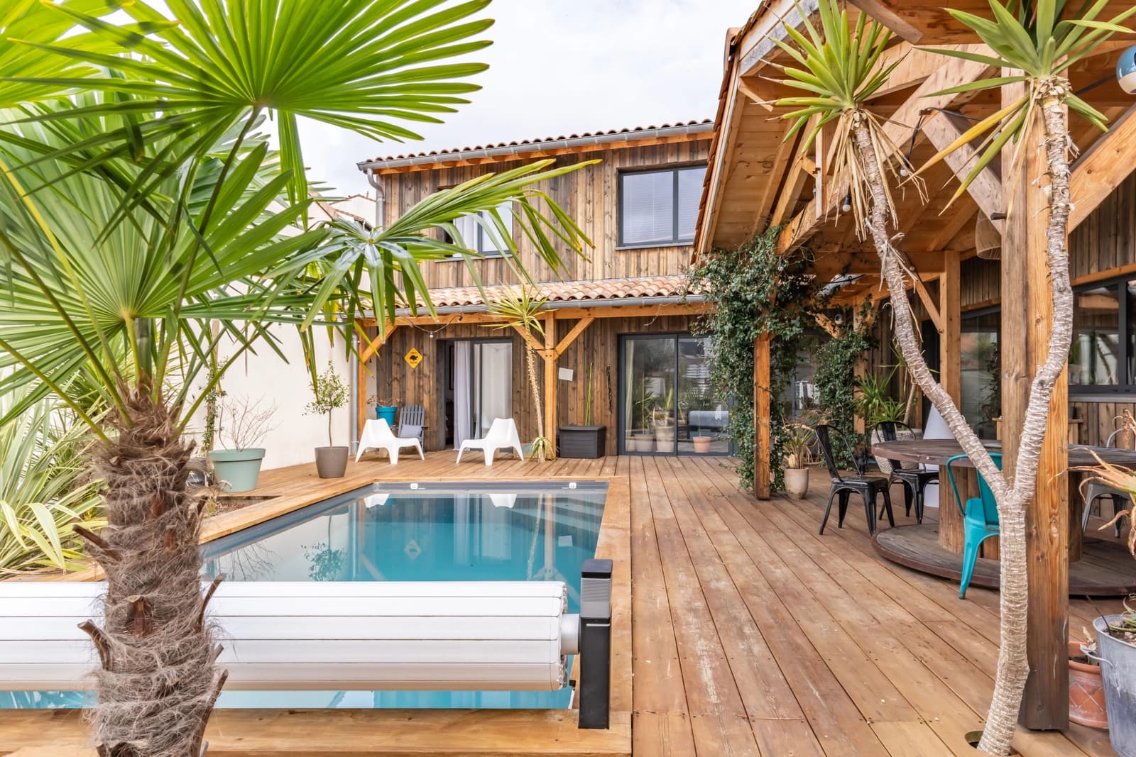 Salle de réunion dans Maison en bois au coeur de la vie citadine - 1