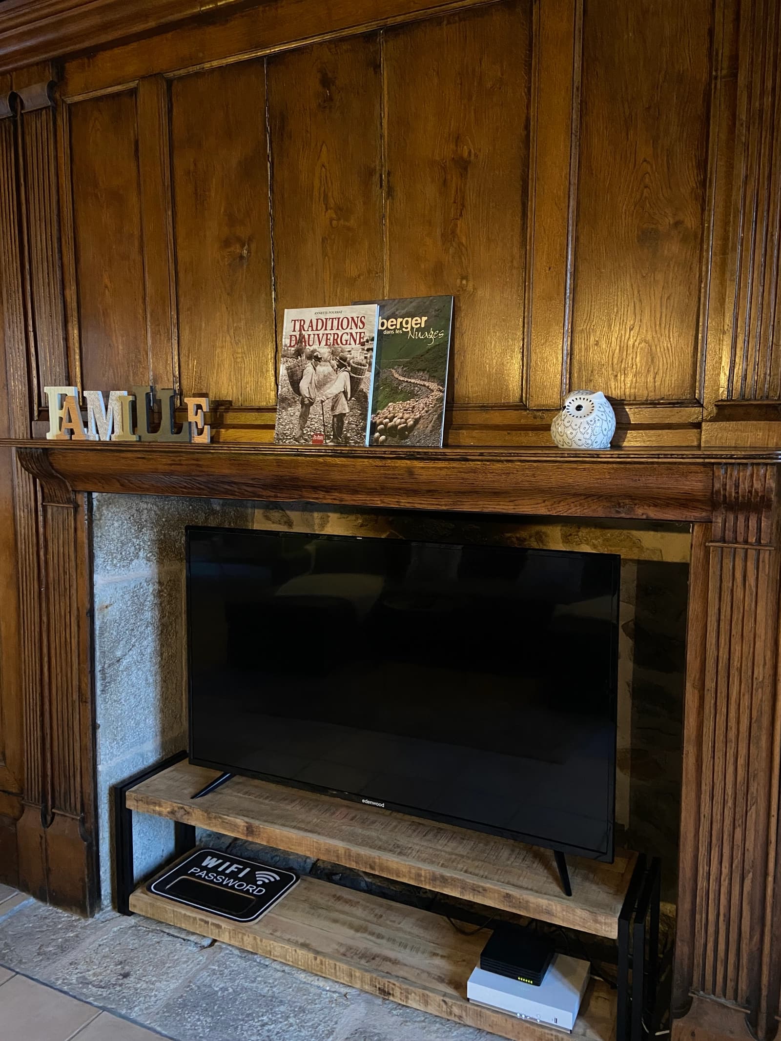 Salon dans Maison de maître de 300m², volumes et prestige - 1
