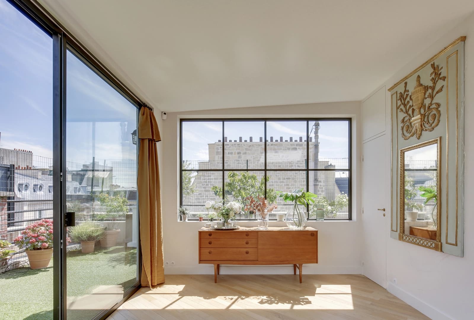 Espace Étage sommital de charme avec vaste terrasse (60m²) - 5