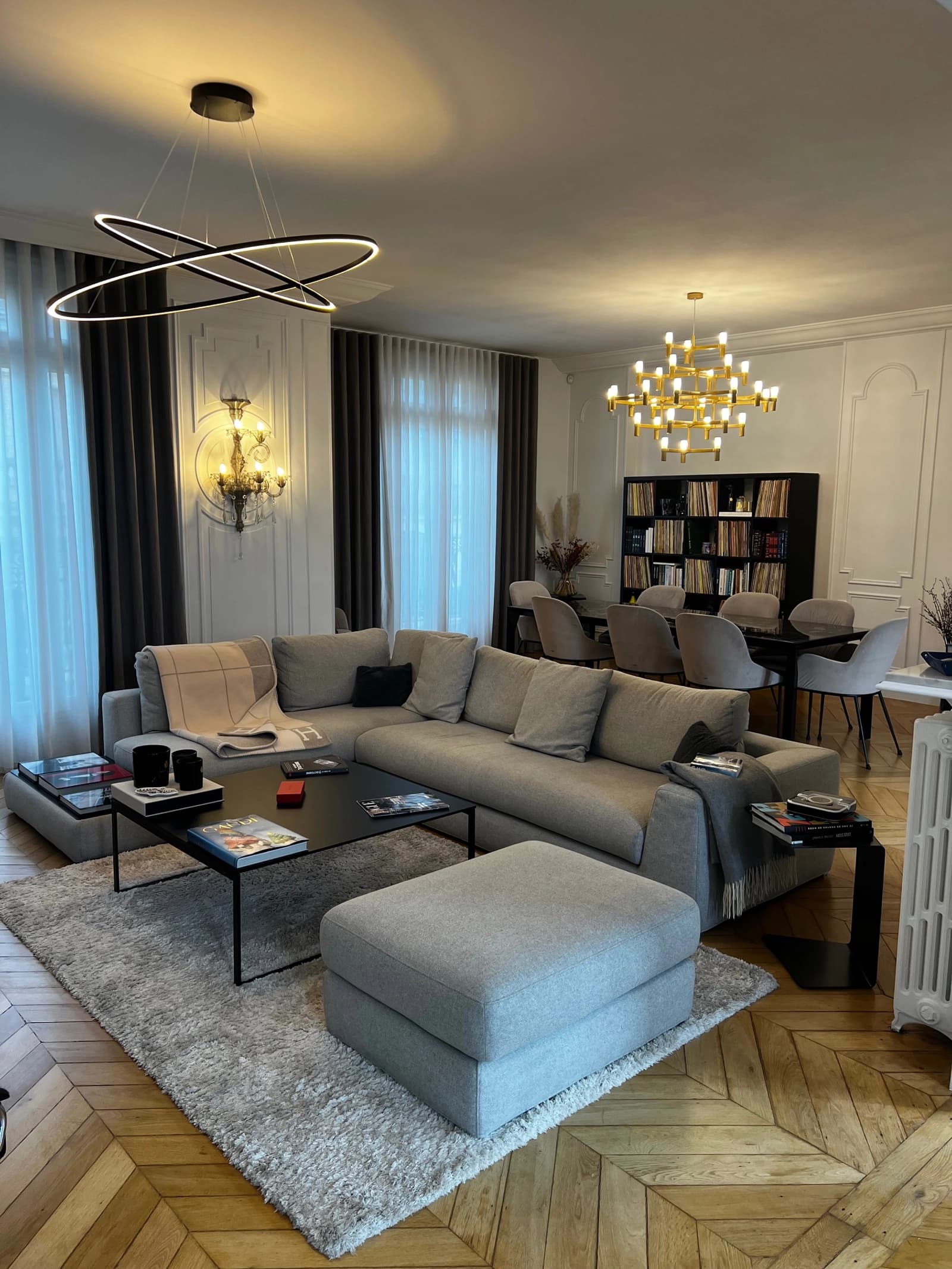 Space Chic Haussmannian in the Heart of Paris 9 - 0