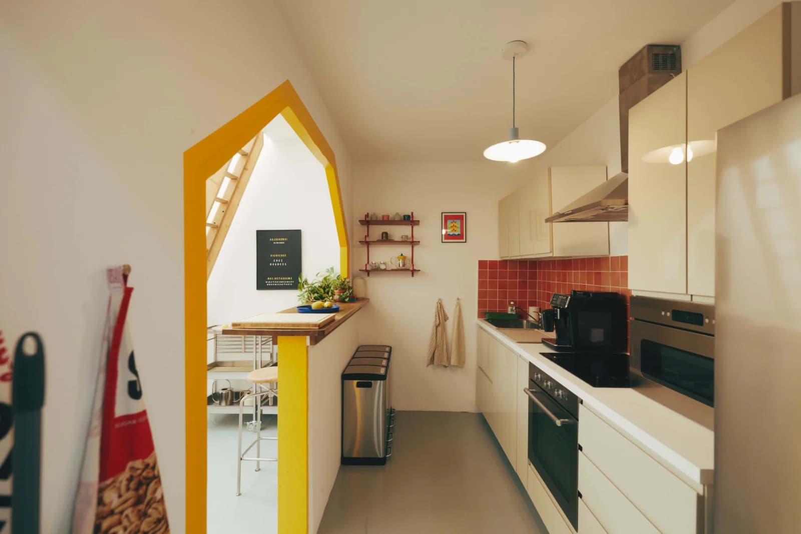 Espace Studio photo coloré à l'esprit loft - proche Est Paris  - 3