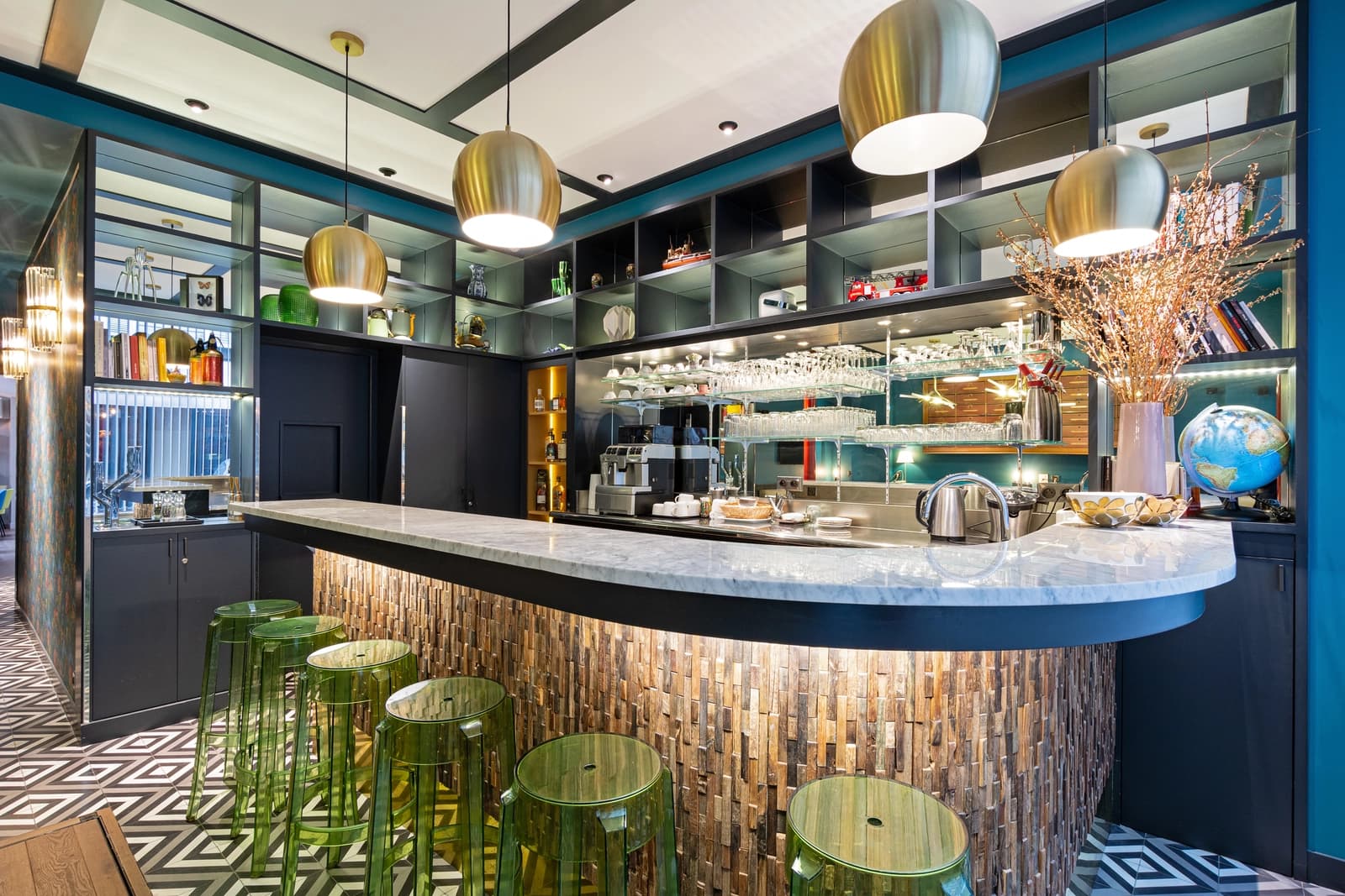 Espace La dépendance au design recherché des années 30 - 4