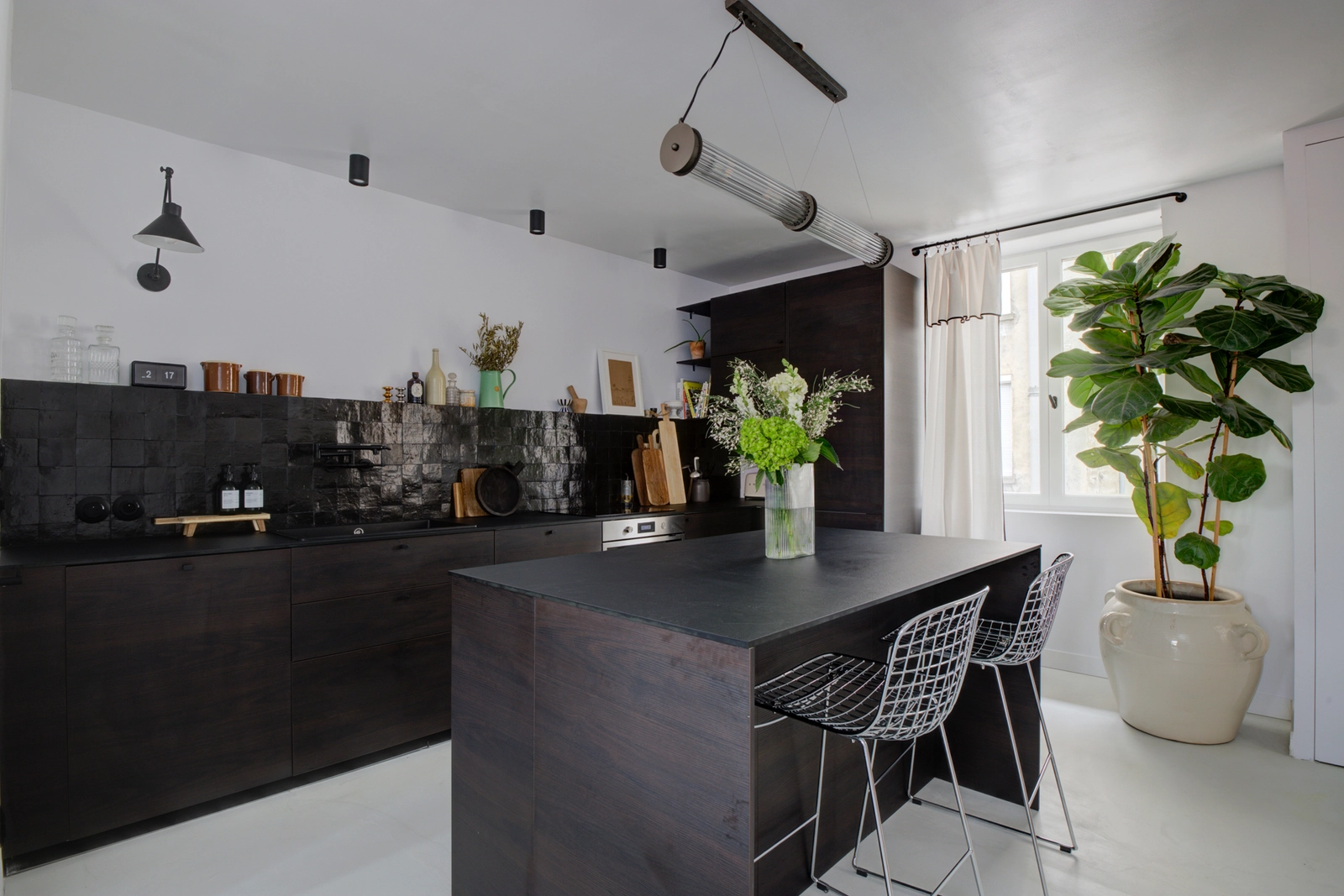 Espace Loft atypique et baigné de lumière - 5