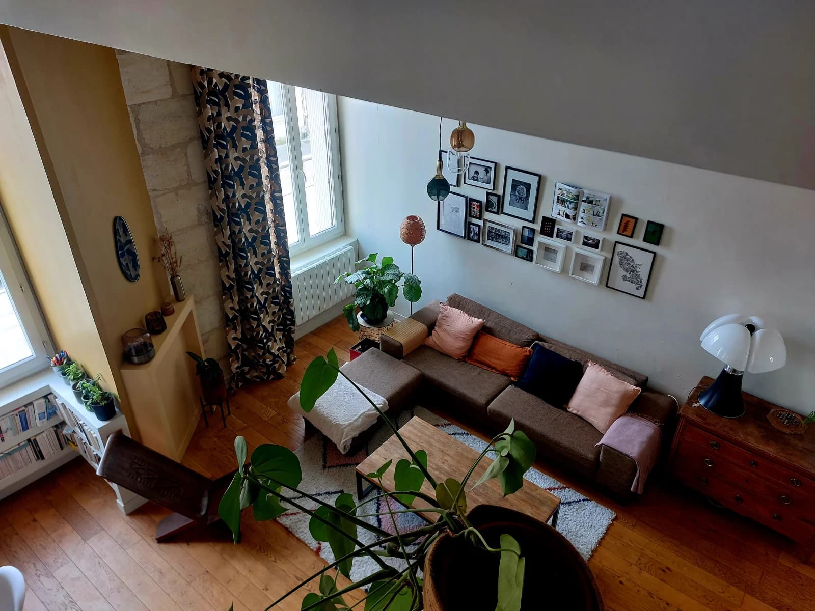 Espacio Amplio loft bañado por una luz relajante - 3