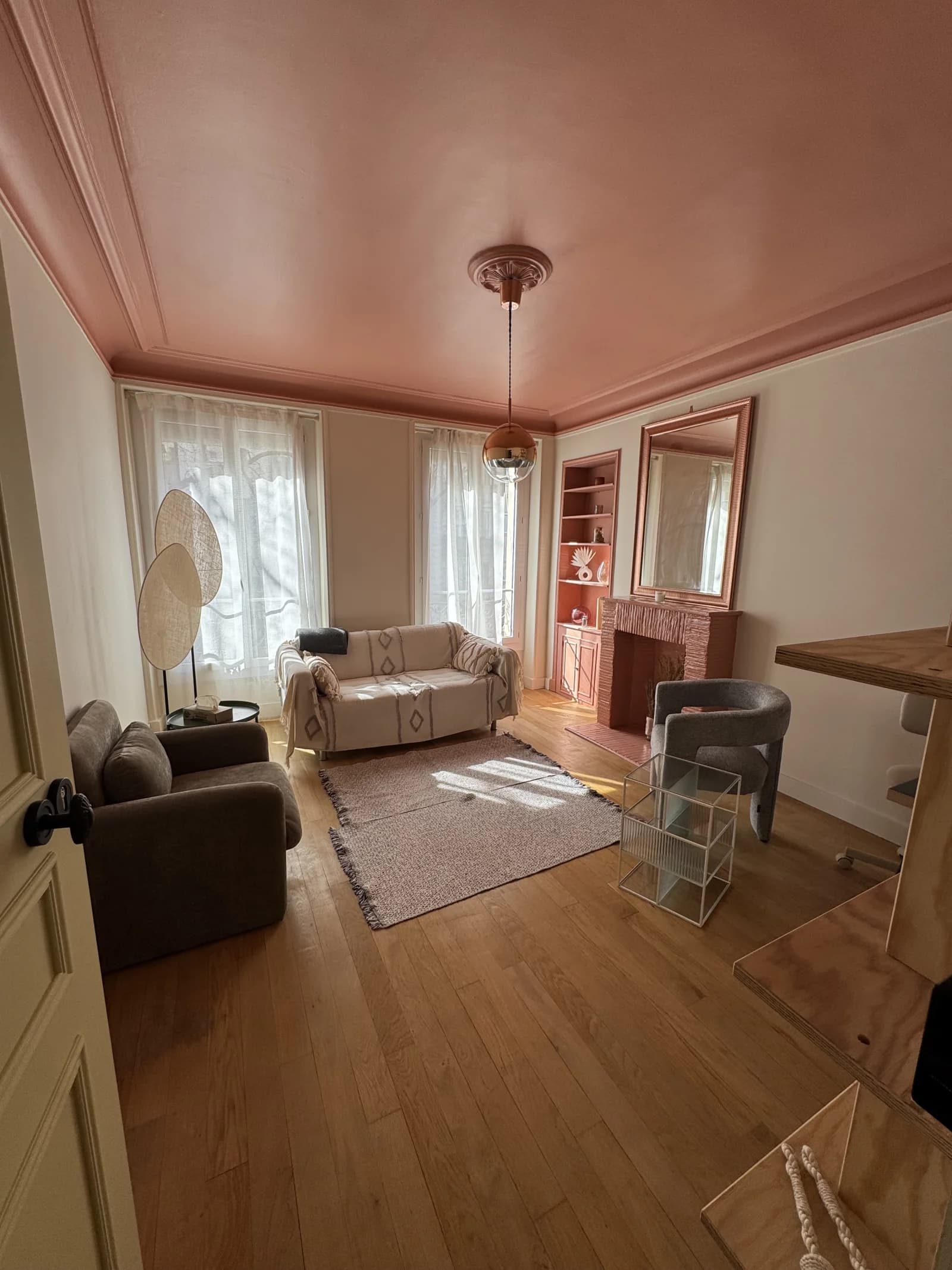 Space Therapy room - Ideal for medical & wellness shoots - 4
