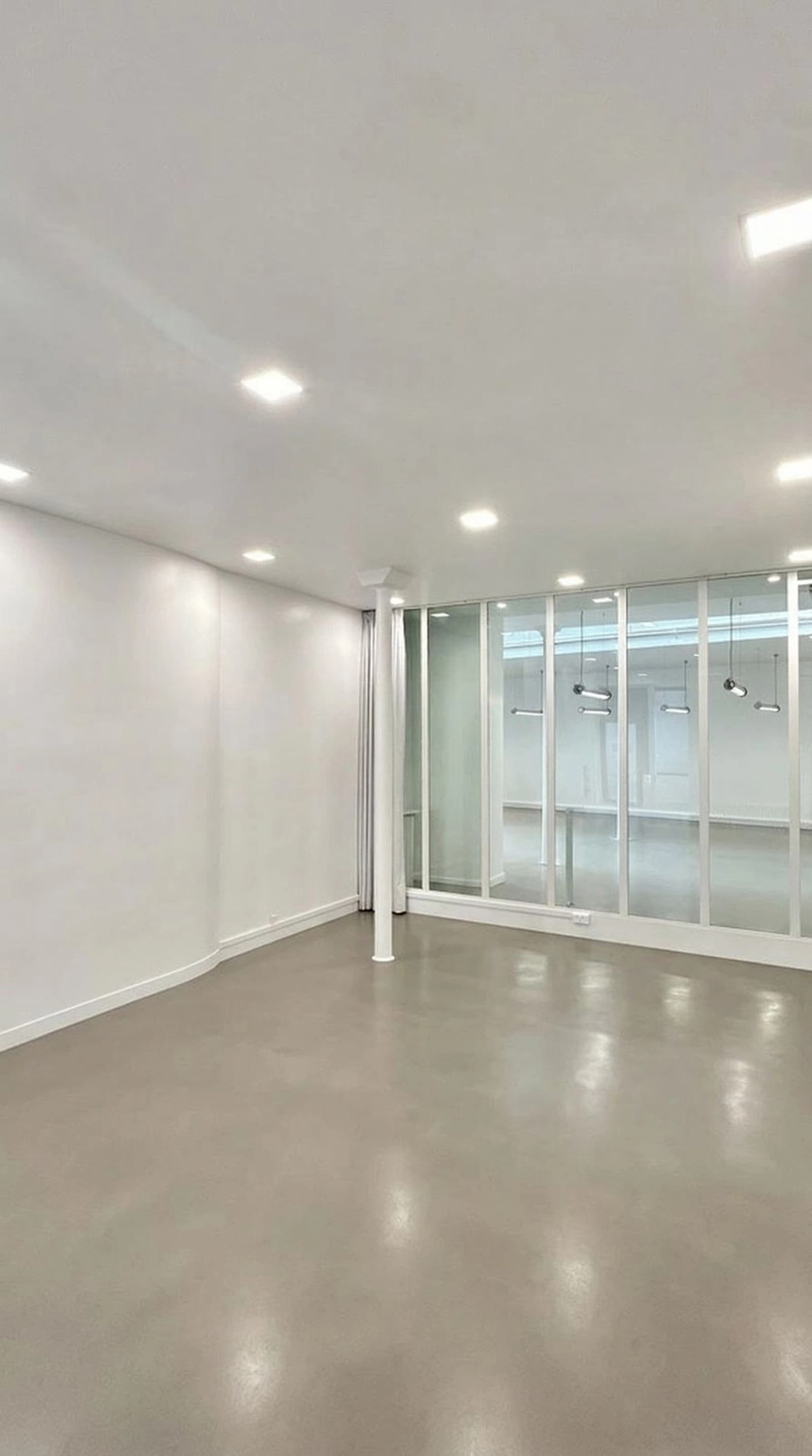 Espace Lieu Industriel avec Verrière Zénithale - 4
