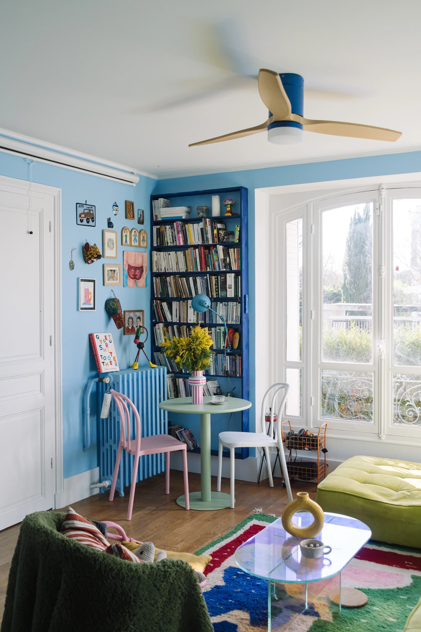 Space The House of Colors - 1