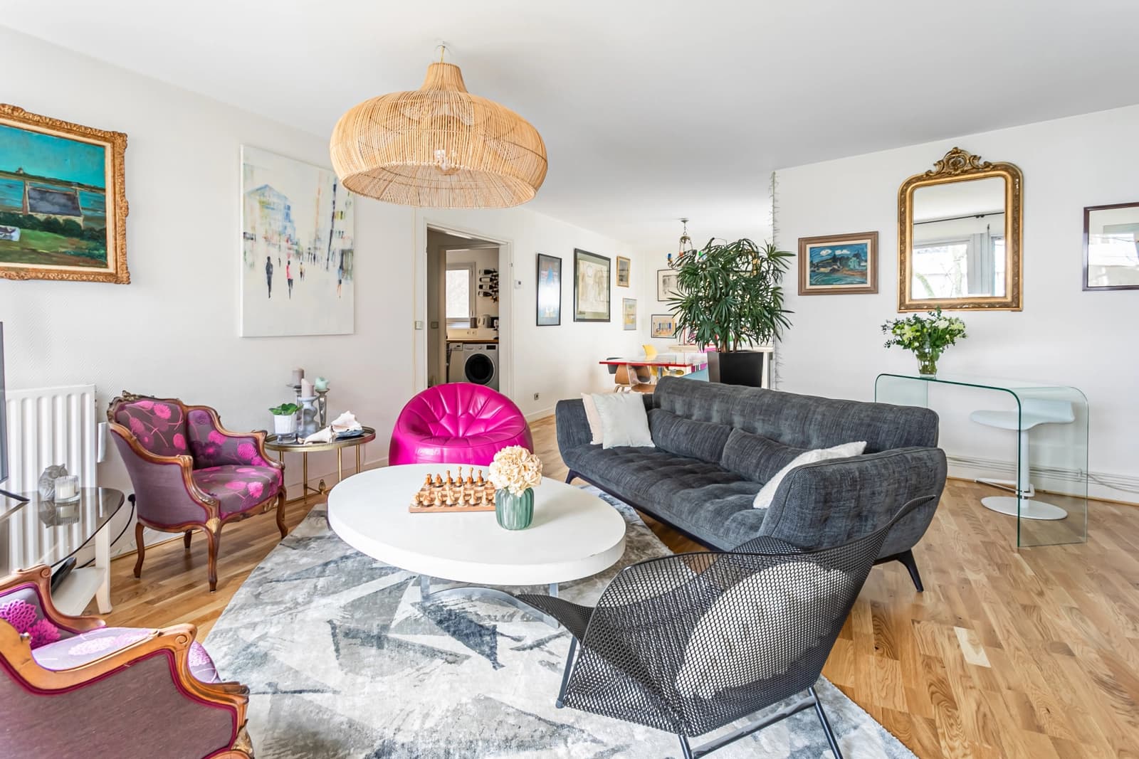 Appartement spacieux et singulier