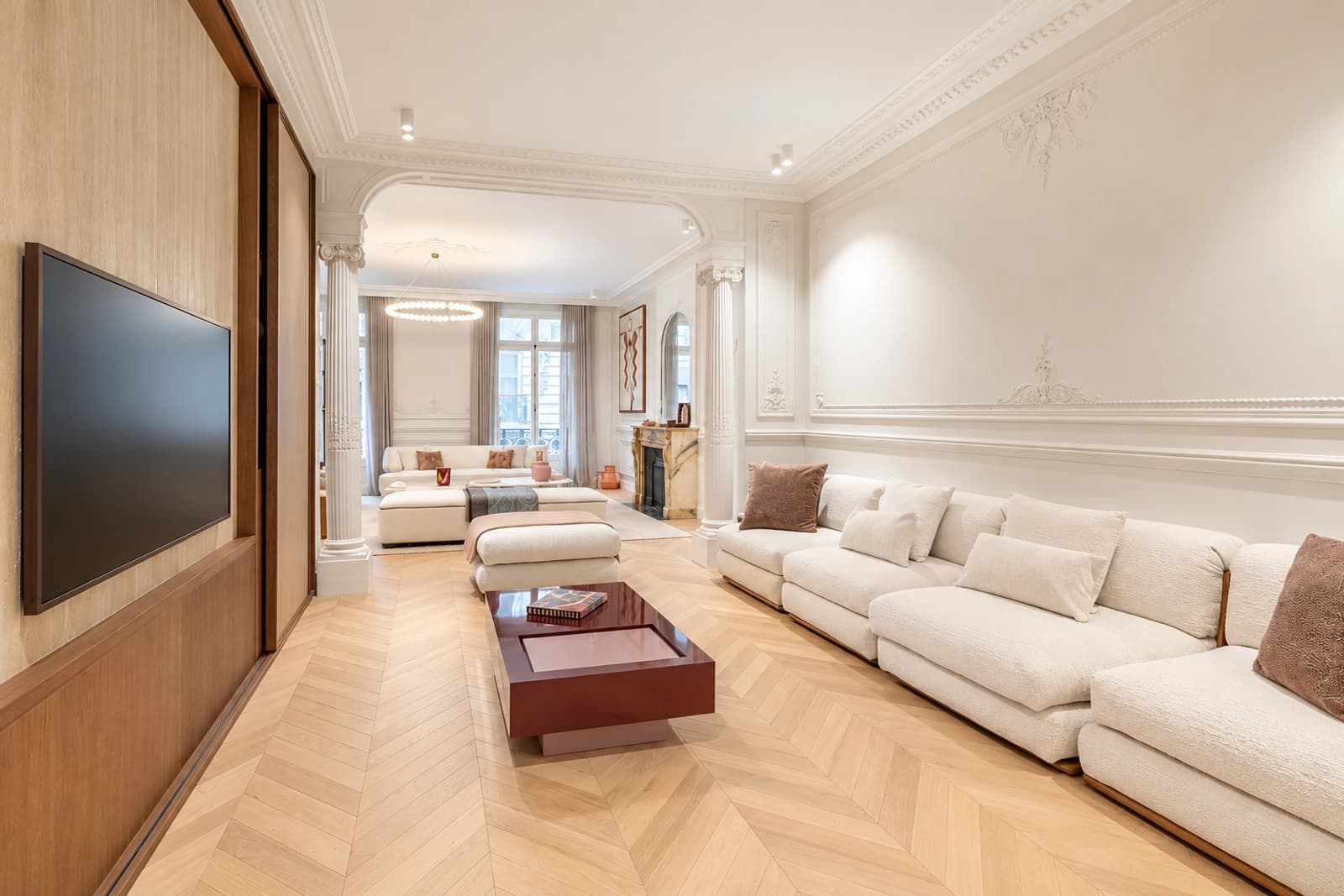 Space Haussmannian elegance - 2