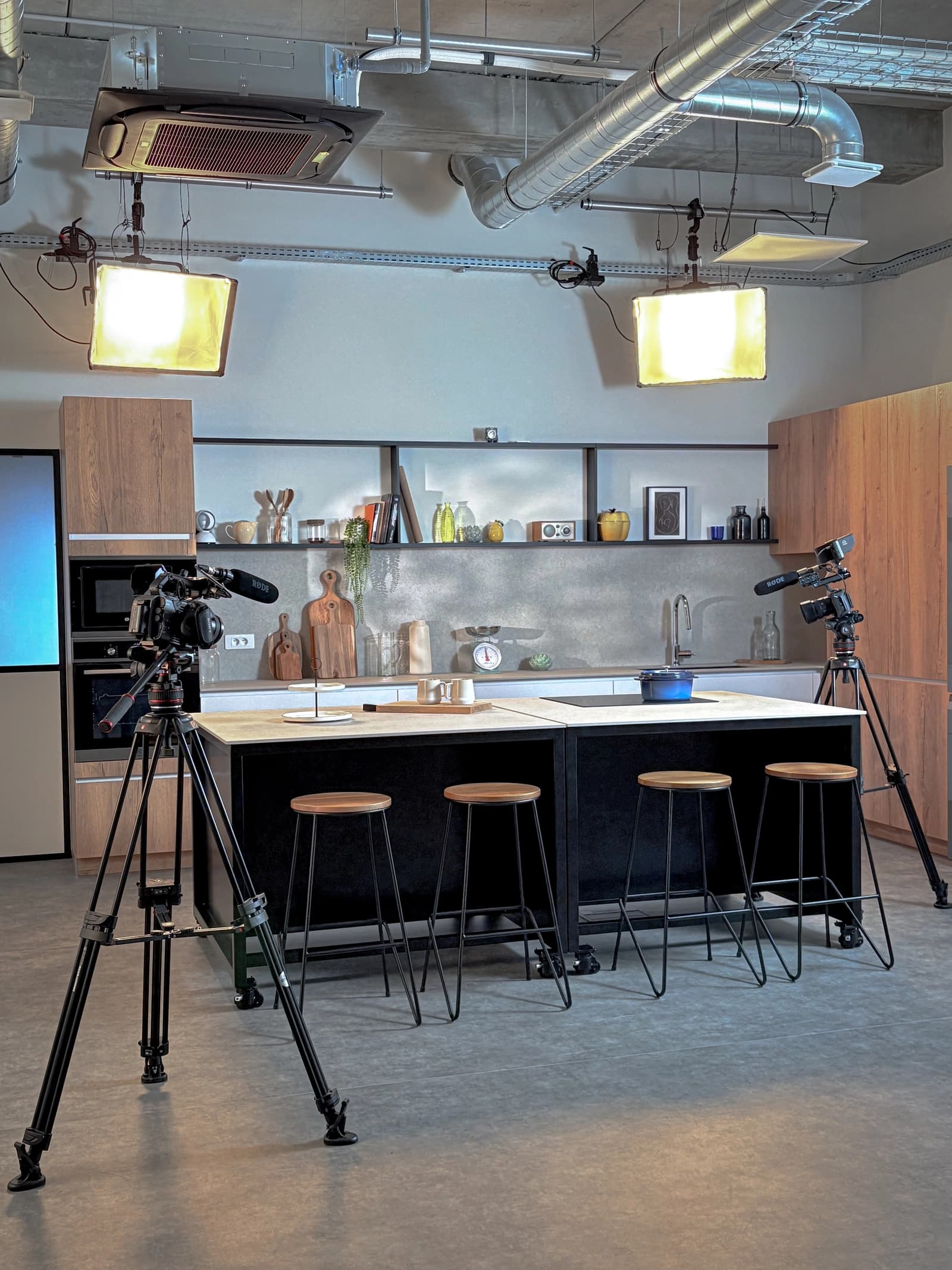 Space Video and Photo Studio Dedicated to Culinary Arts - 4